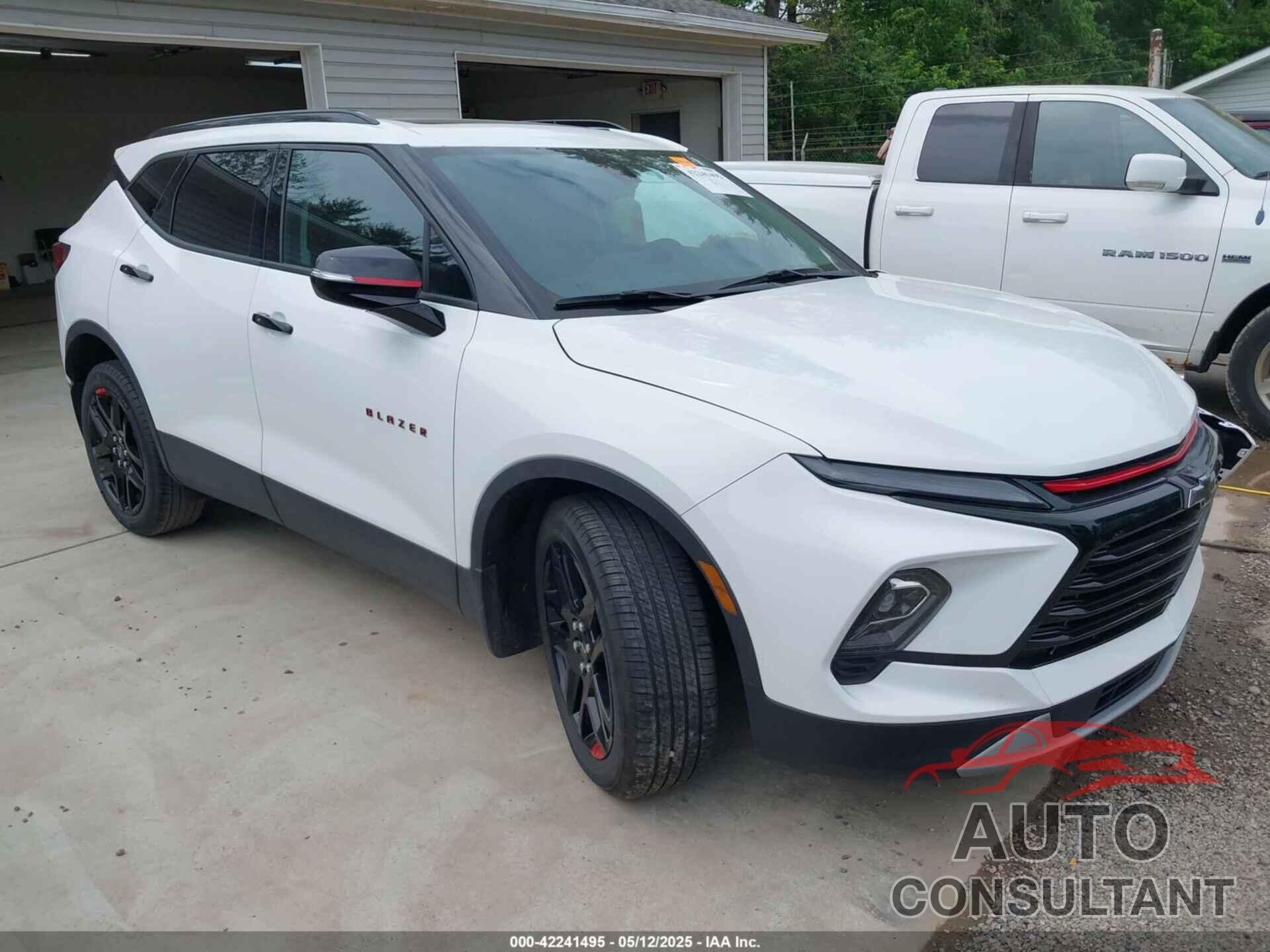 CHEVROLET BLAZER 2024 - 3GNKBDR45RS195056