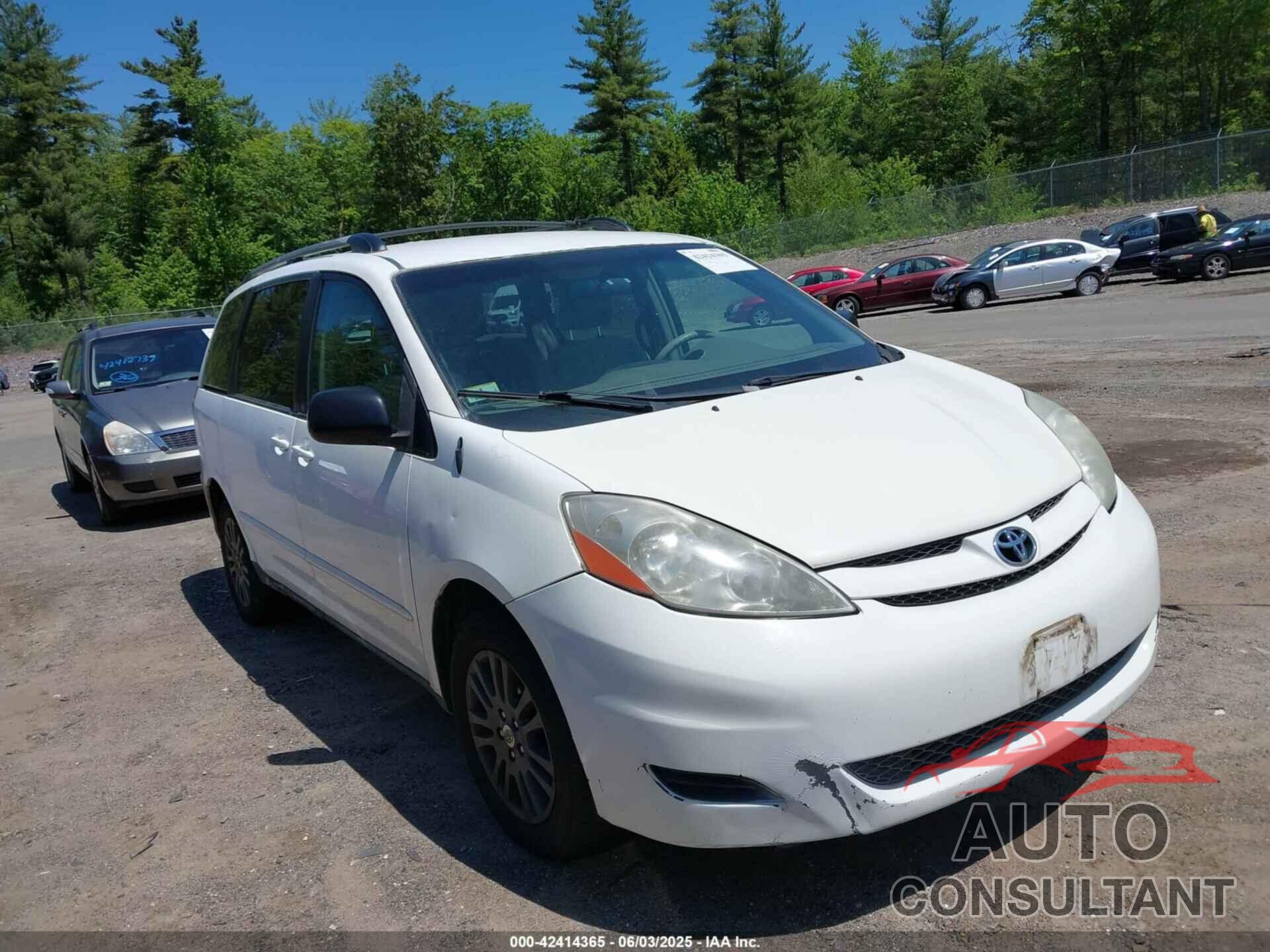 TOYOTA SIENNA 2009 - 5TDBK23C09S024815