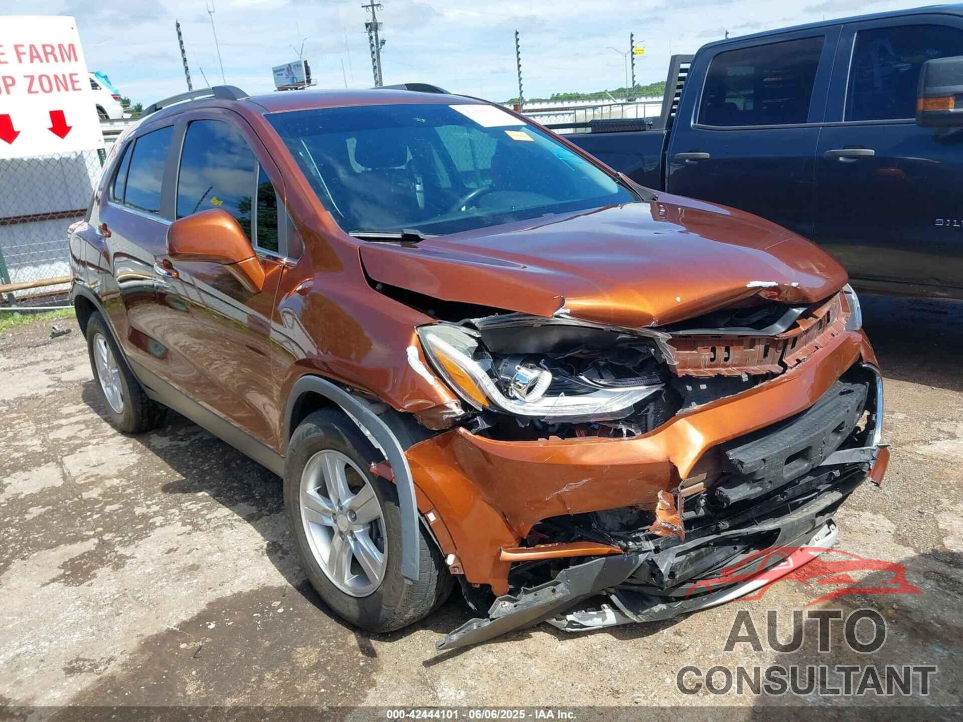 CHEVROLET TRAX 2019 - 3GNCJLSB5KL303881