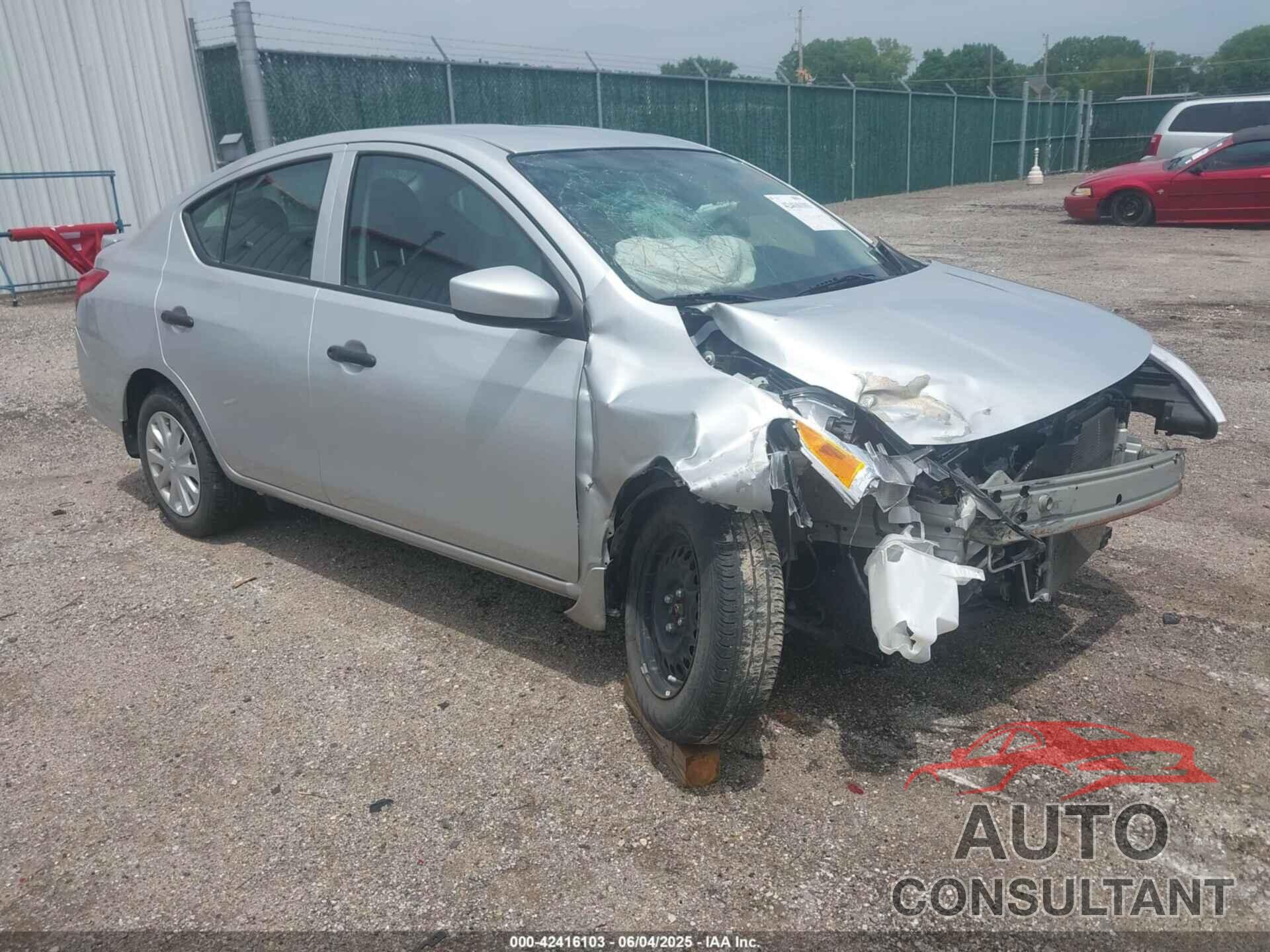 NISSAN VERSA 2018 - 3N1CN7AP4JL867086