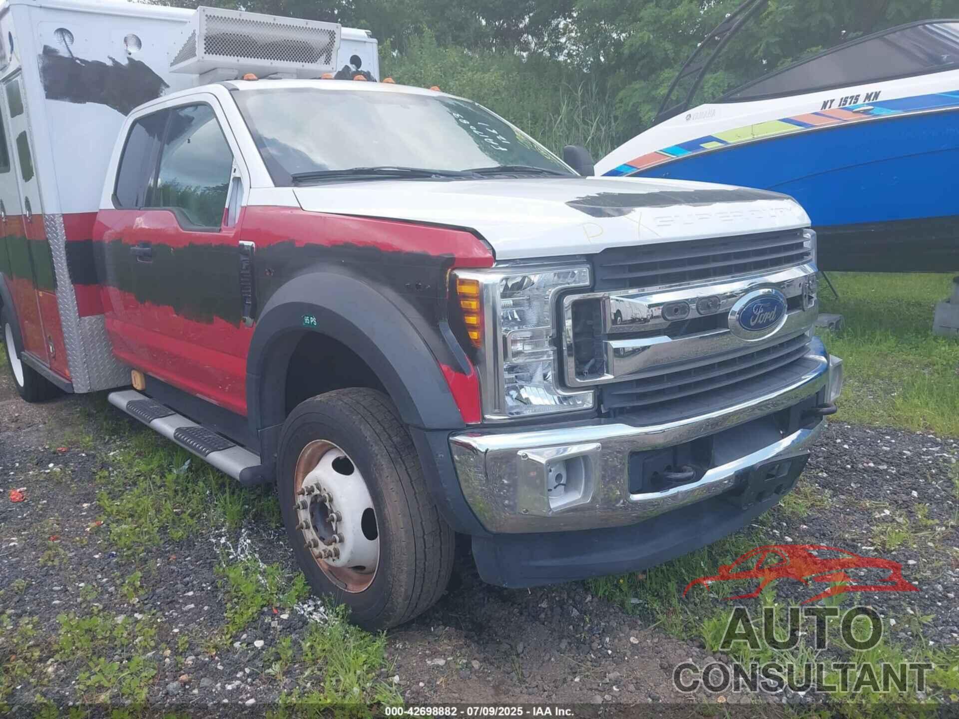 FORD F-550 CHASSIS 2017 - 1FD0X5HT3HEC91224