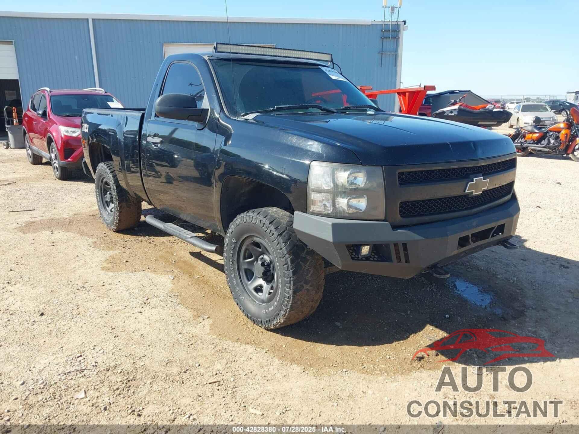CHEVROLET SILVERADO 1500 2013 - 1GCNKPEA8DZ304947
