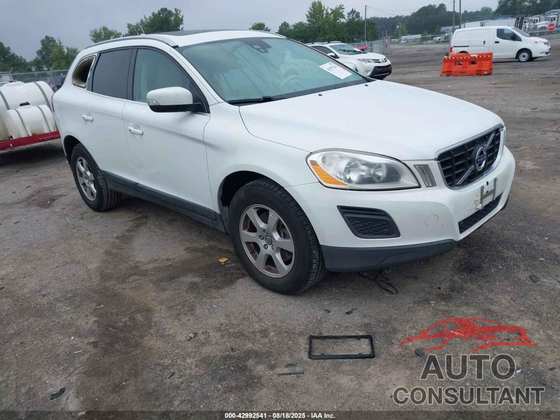 VOLVO XC60 2011 - YV4952DLXB2160996