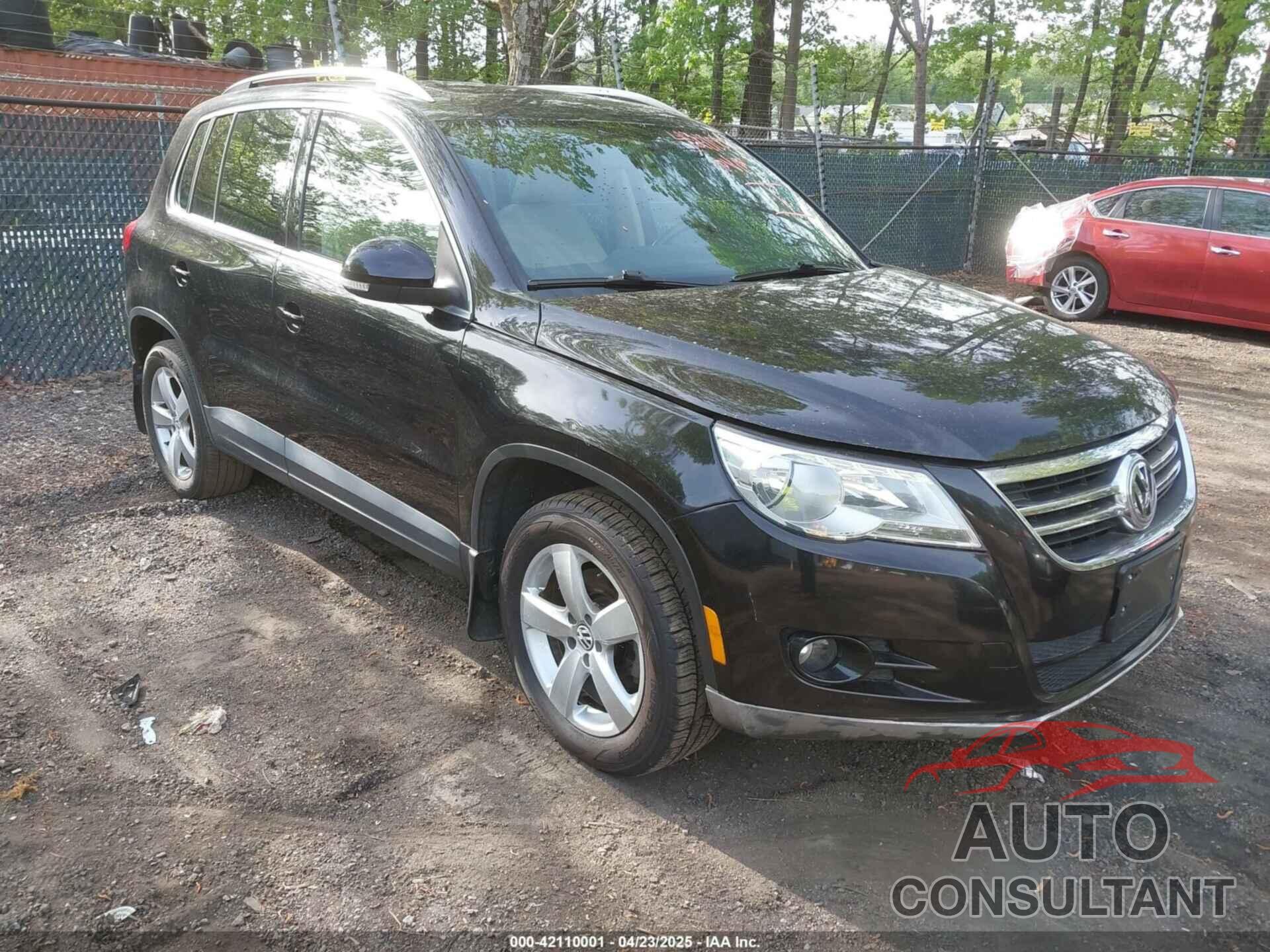 VOLKSWAGEN TIGUAN 2010 - WVGAV7AX2AW533777
