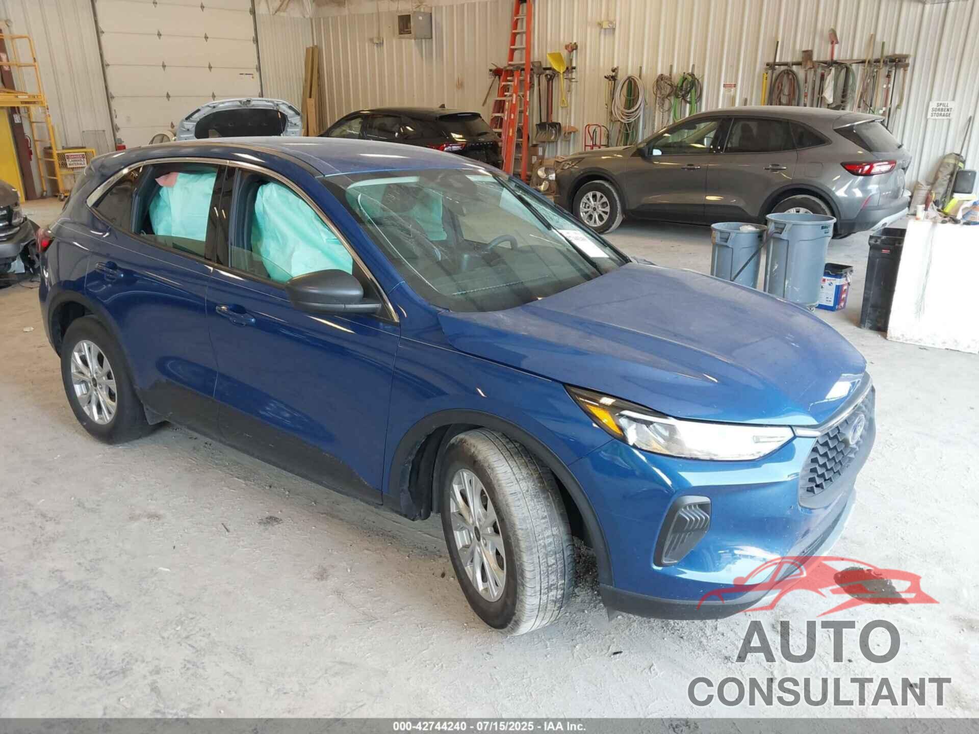 FORD ESCAPE 2023 - 1FMCU9GN1PUB31153