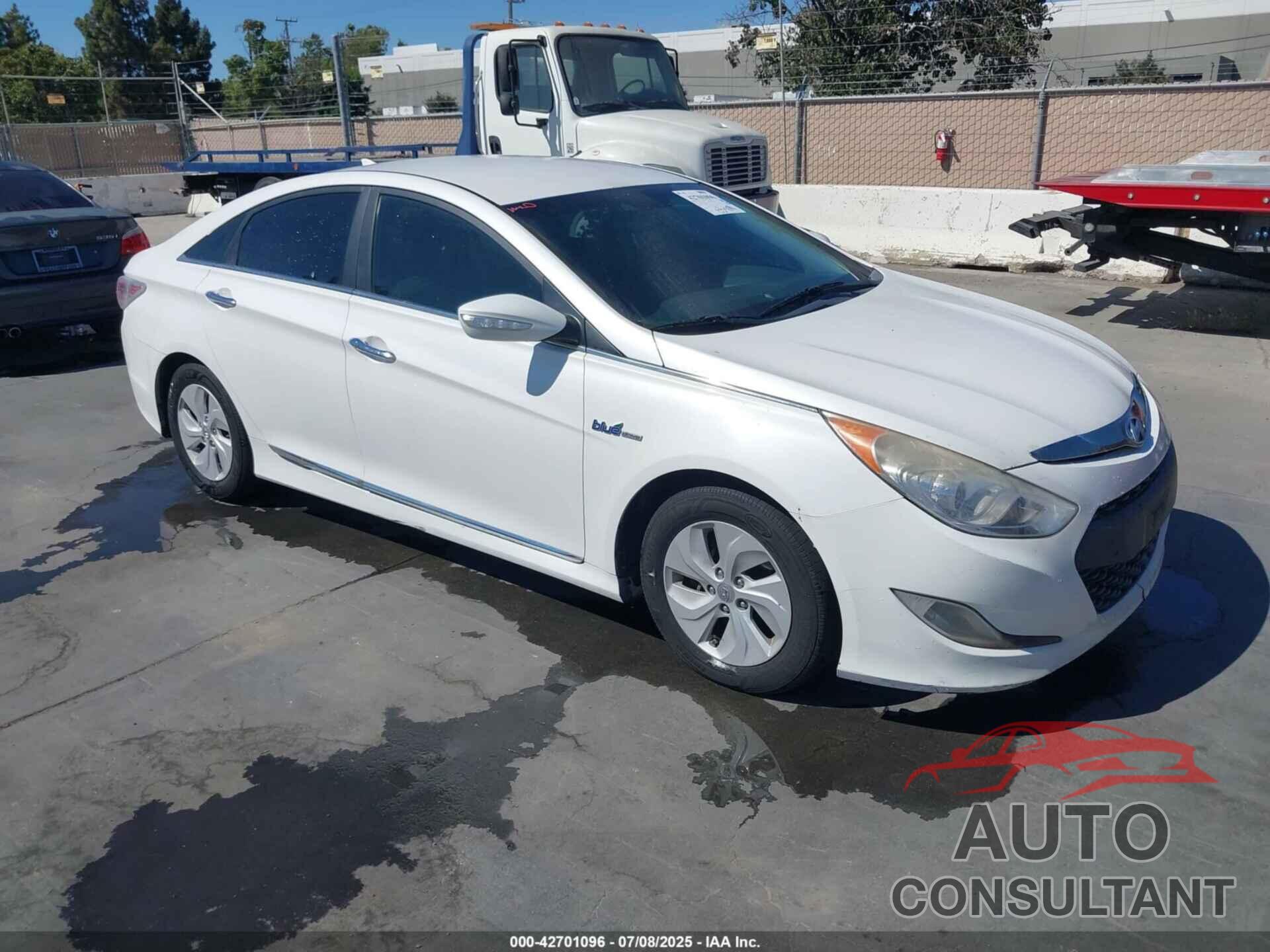 HYUNDAI SONATA HYBRID 2014 - KMHEC4A46EA108884