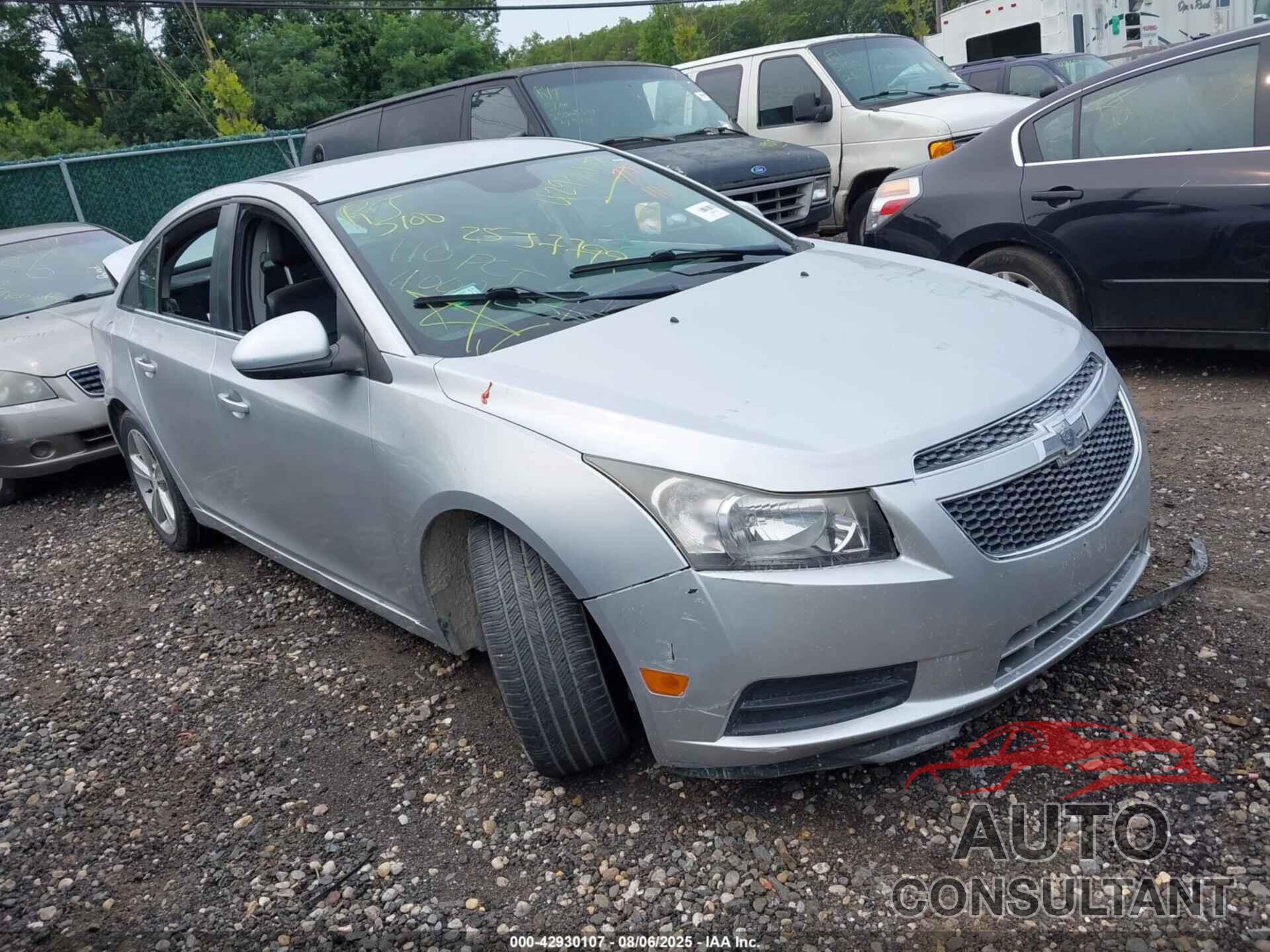 CHEVROLET CRUZE 2014 - 1G1PE5SB5E7111324