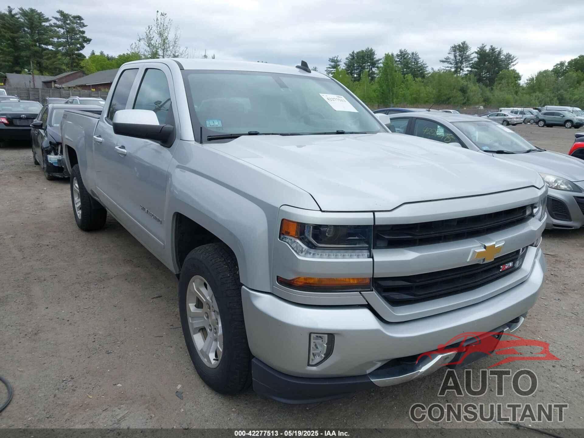 CHEVROLET SILVERADO 1500 2018 - 1GCVKREC6JZ338040
