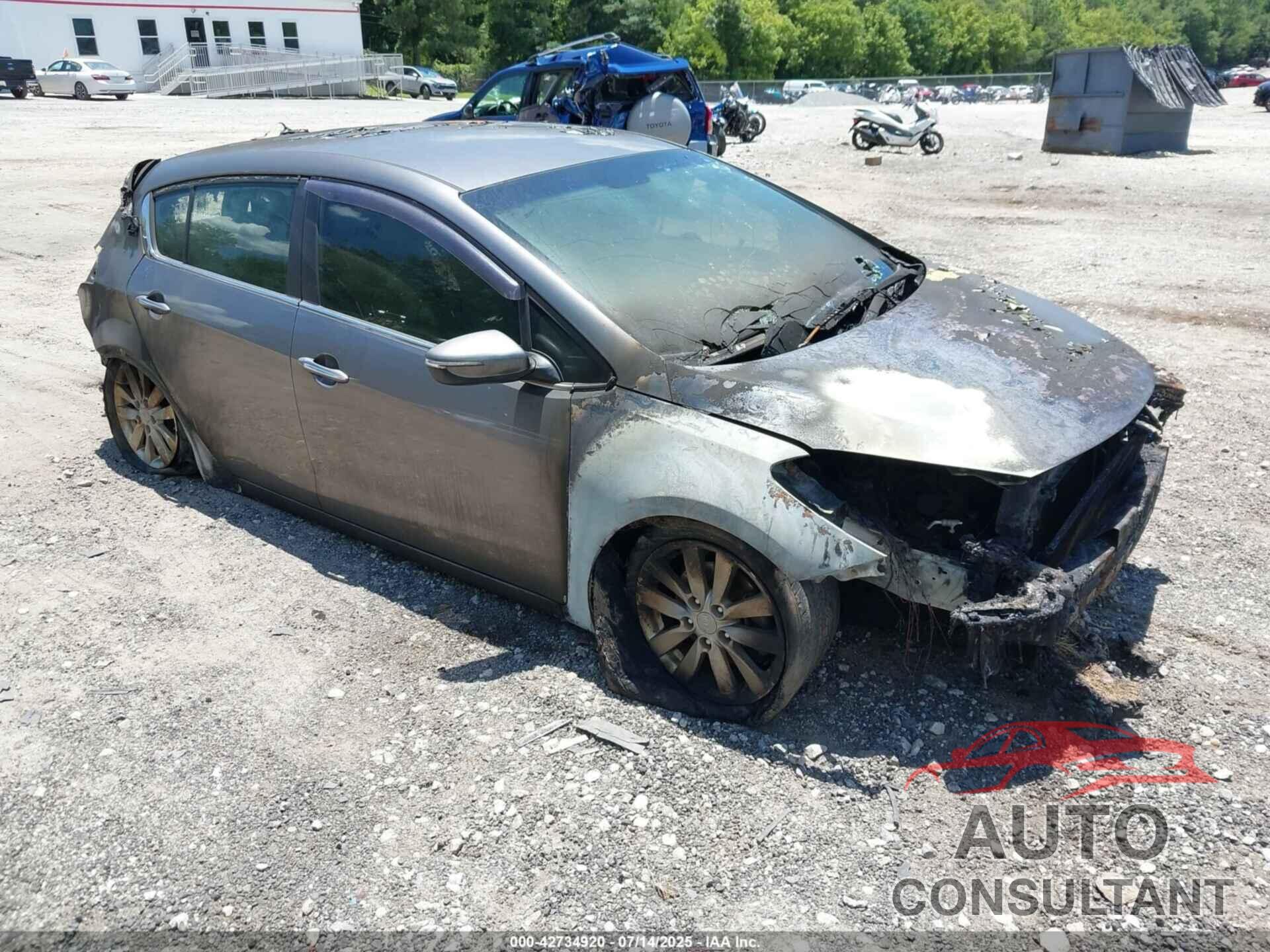 KIA FORTE 2015 - KNAFX5A82F5398313