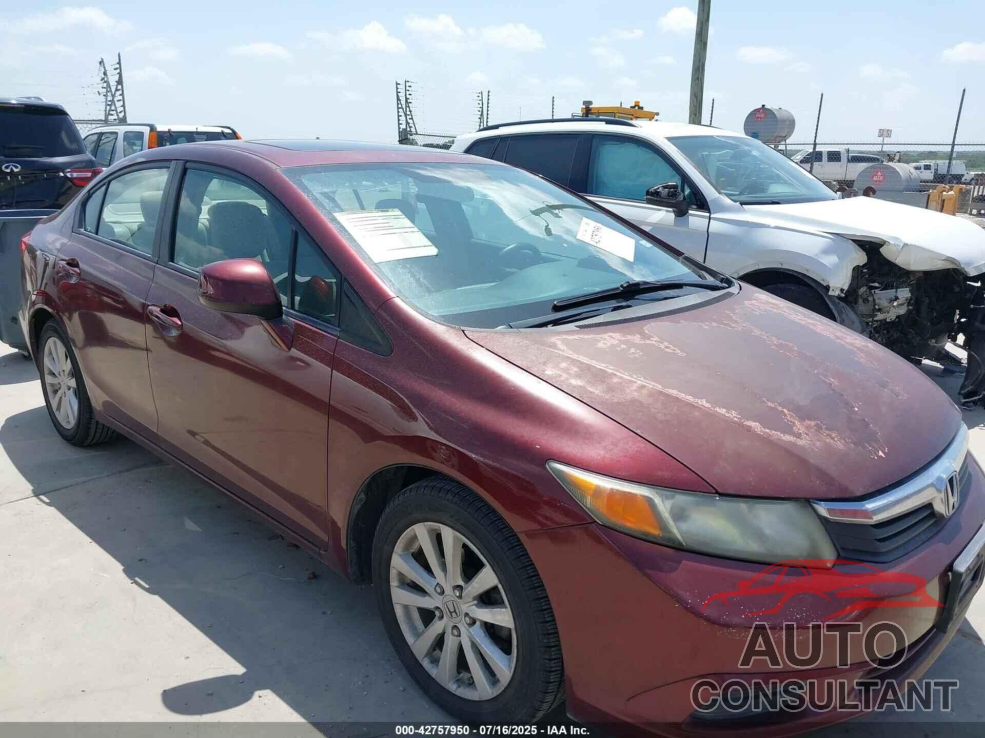 HONDA CIVIC 2012 - 2HGFB2F86CH542721