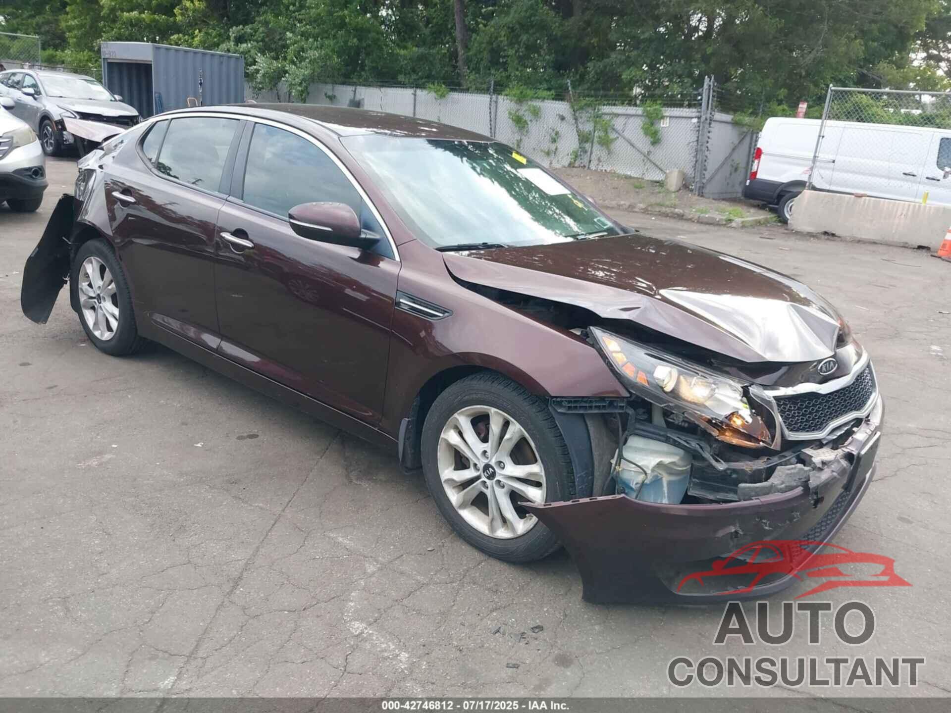 KIA OPTIMA 2011 - KNAGNYA74B5055301