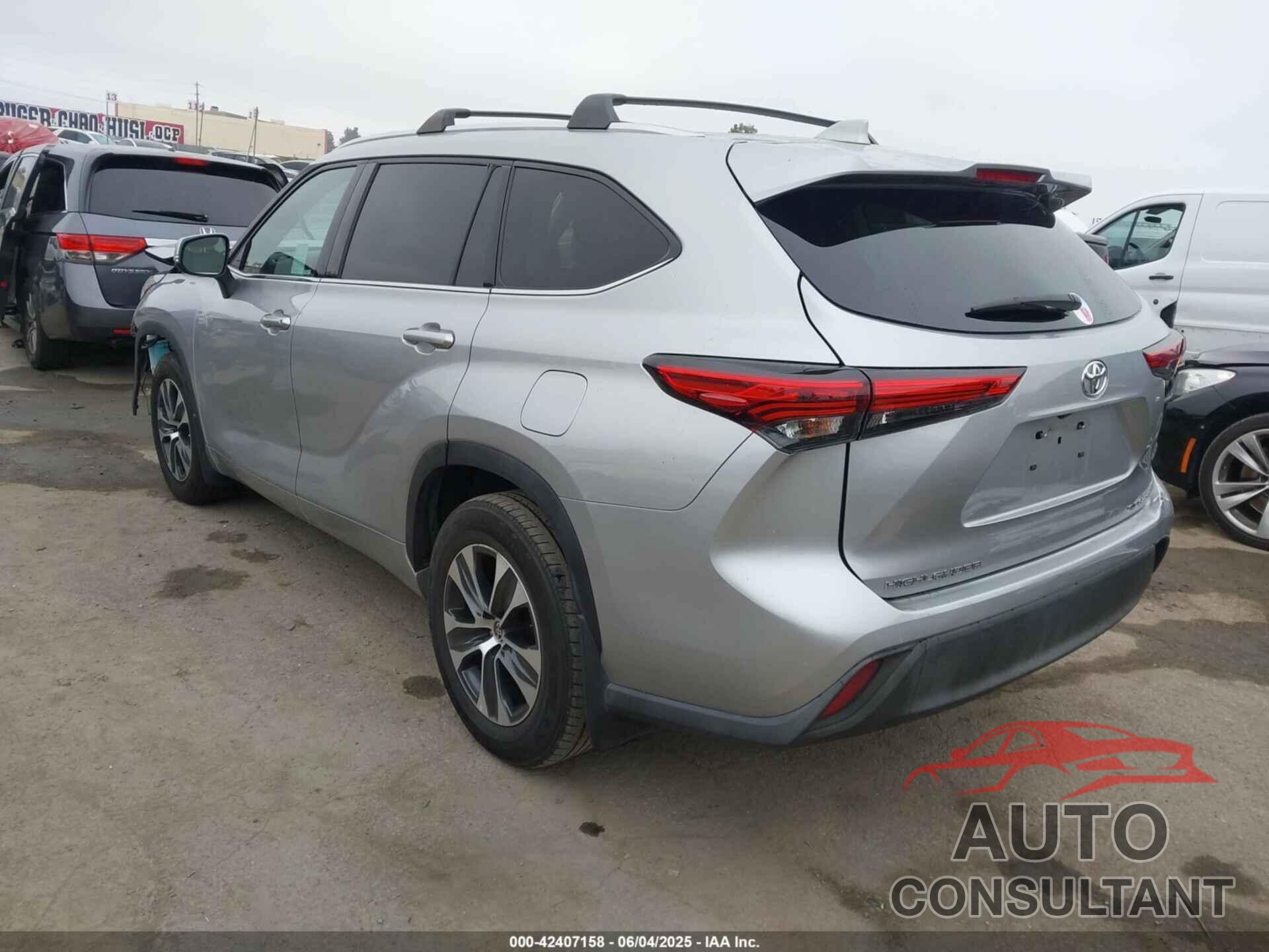 TOYOTA HIGHLANDER 2021 - 5TDHZRBH8MS142051