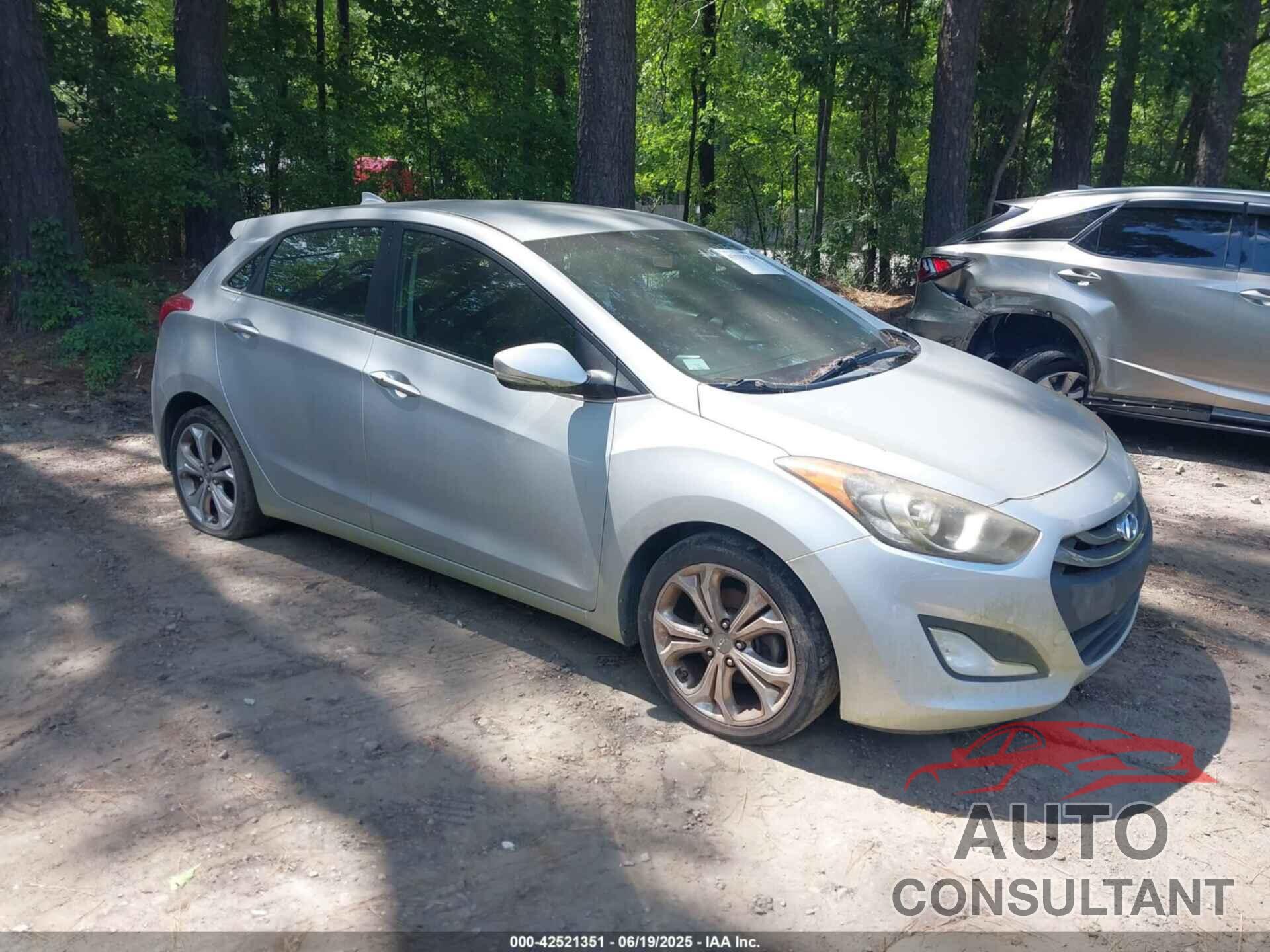 HYUNDAI ELANTRA GT 2014 - KMHD35LH0EU219172