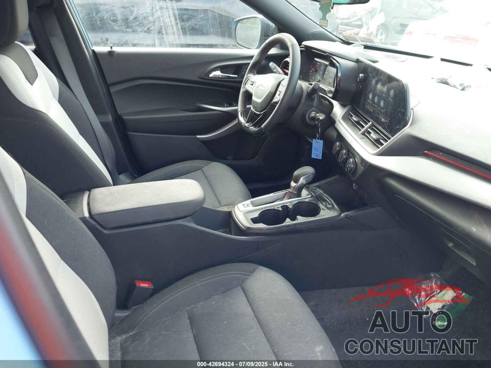 CHEVROLET TRAX 2024 - KL77LGE26RC106342