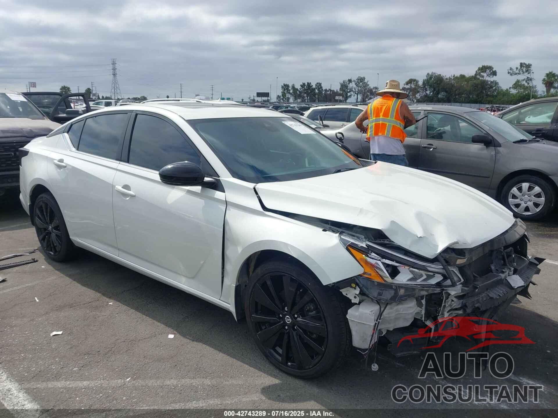 NISSAN ALTIMA 2022 - 1N4BL4CW1NN313047