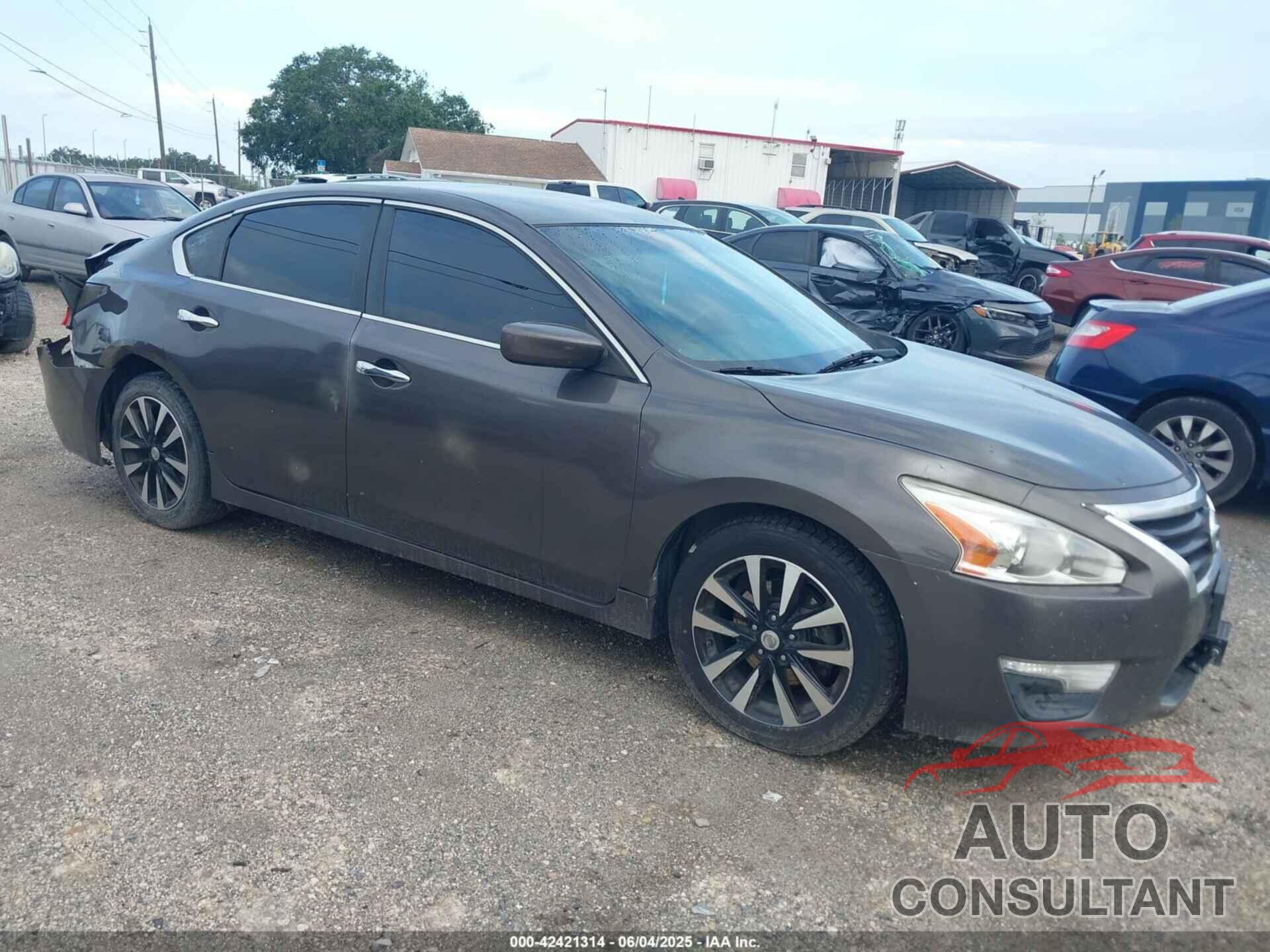 NISSAN ALTIMA 2013 - 1N4AL3AP8DN449451