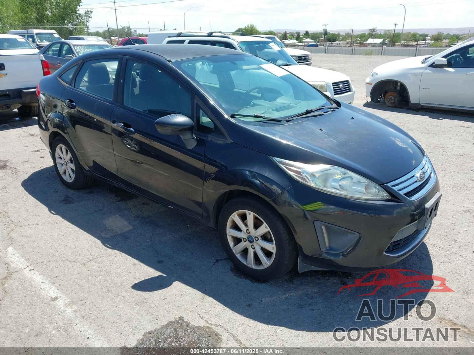 FORD FIESTA 2011 - 3FADP4BJ6BM121924