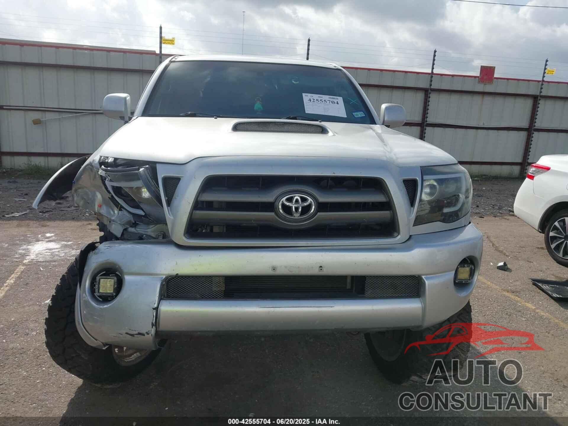 TOYOTA TACOMA 2011 - 5TFLU4ENXBX021994