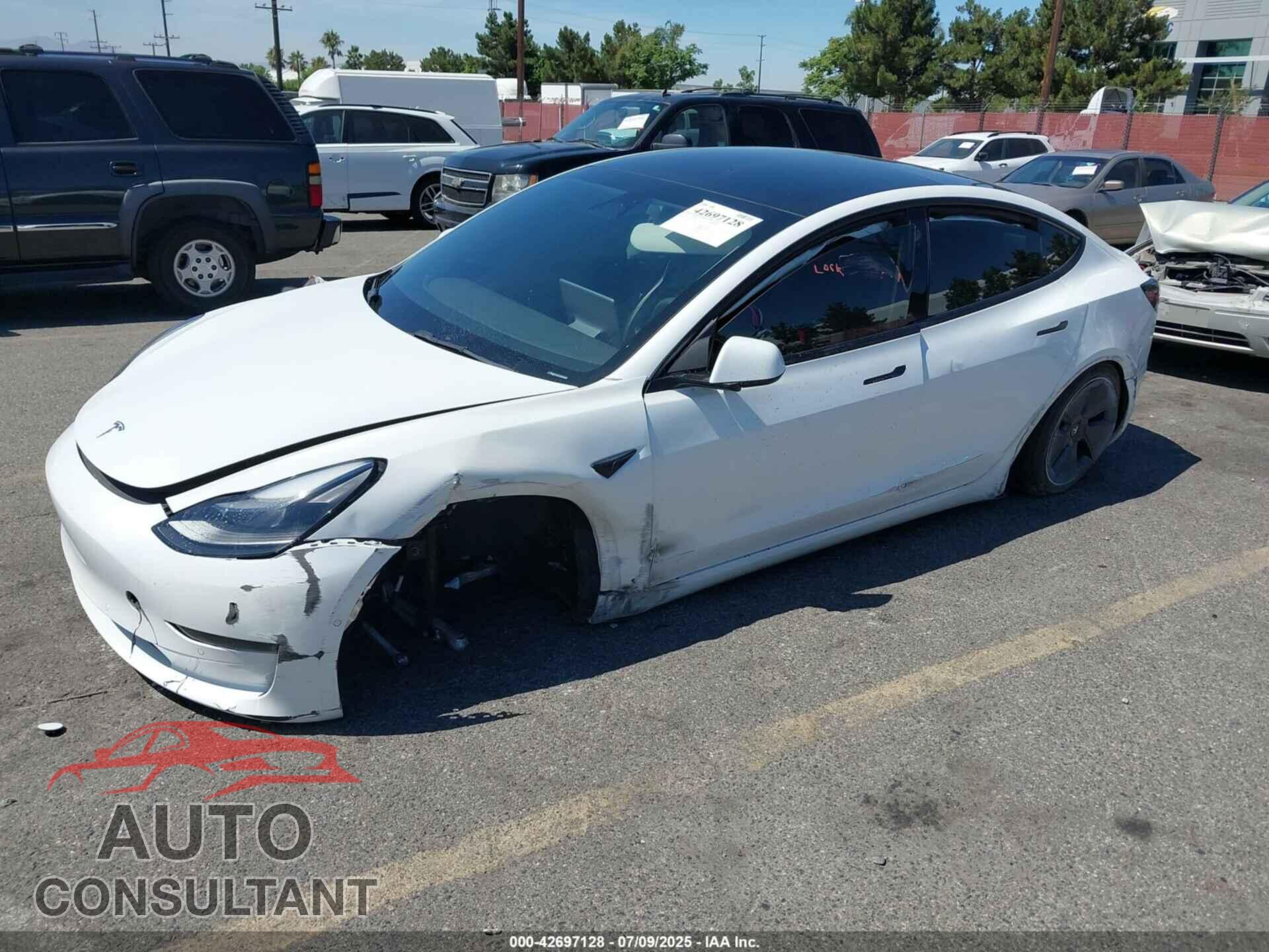 TESLA MODEL 3 2022 - 5YJ3E1EA6NF116012
