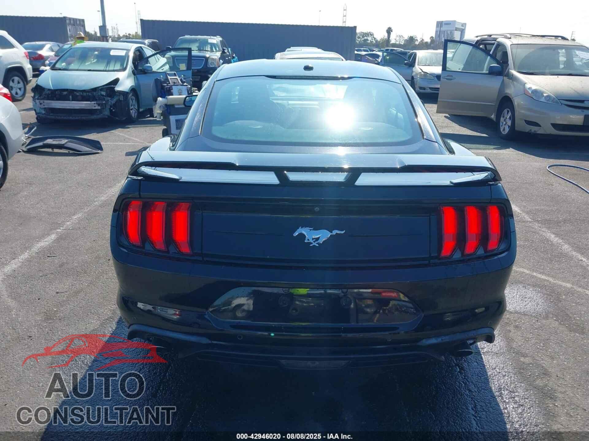 FORD MUSTANG 2018 - 1FA6P8TH2J5145010