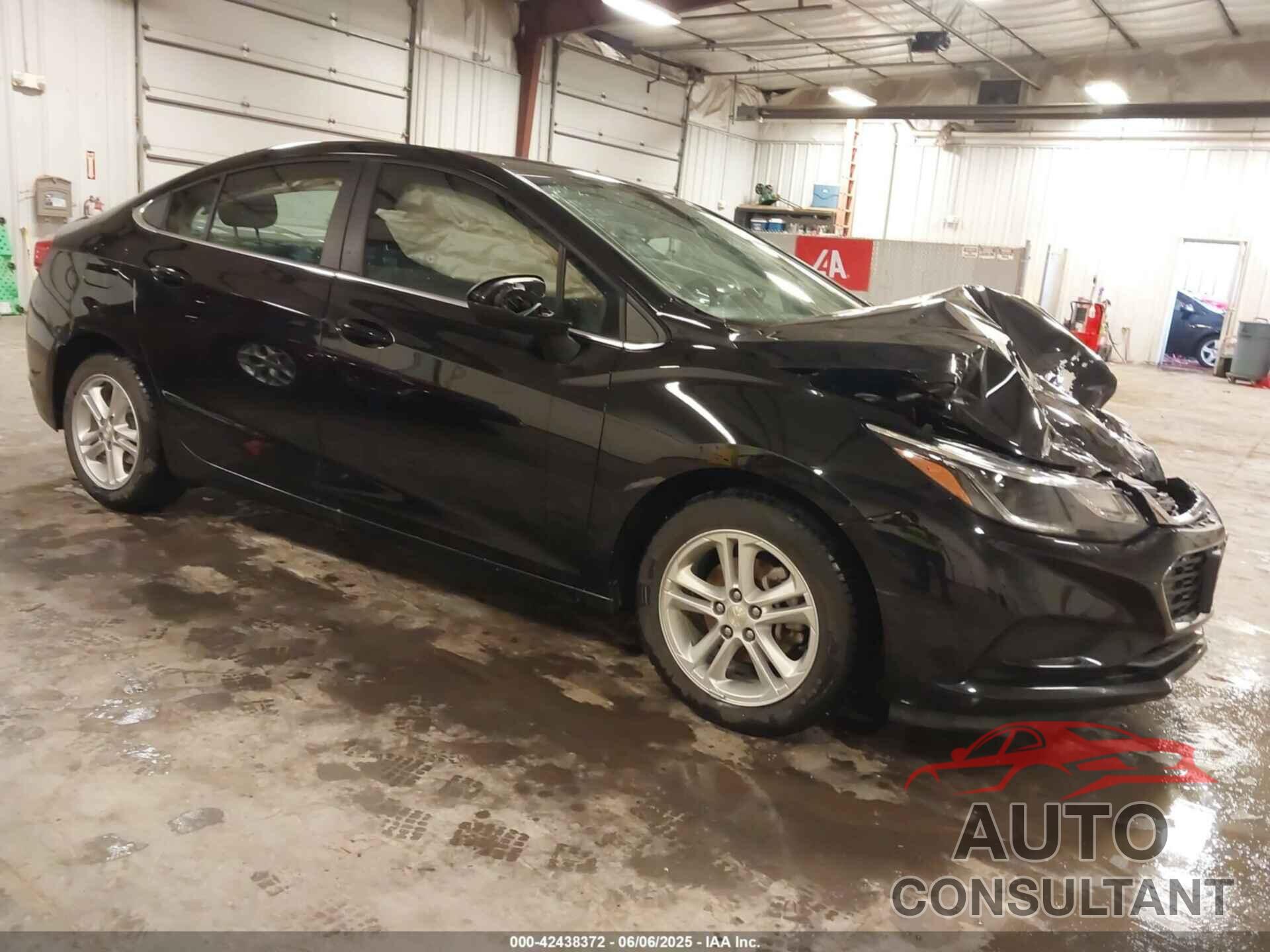 CHEVROLET CRUZE 2018 - 1G1BE5SM3J7169678