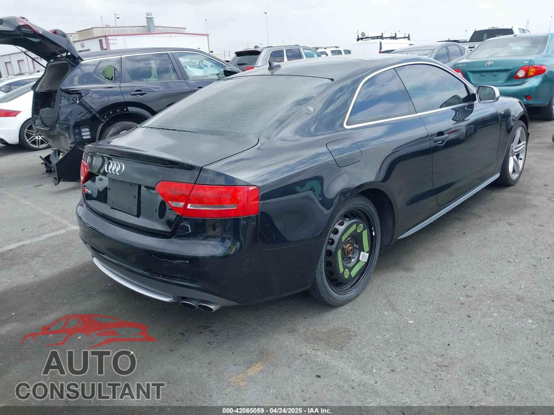 AUDI S5 2012 - WAUCVAFR9CA043502