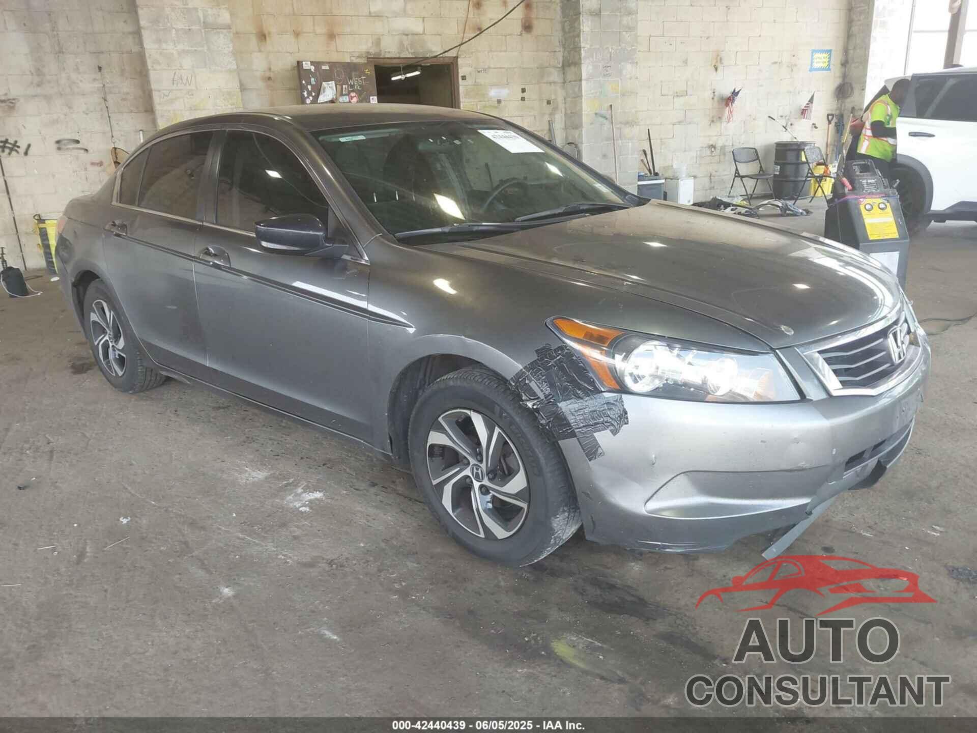 HONDA ACCORD 2010 - 1HGCP2F30AA175979