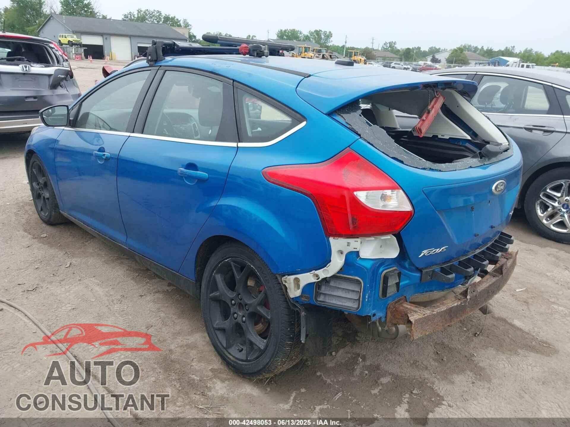 FORD FOCUS 2012 - 1FAHP3M23CL128334