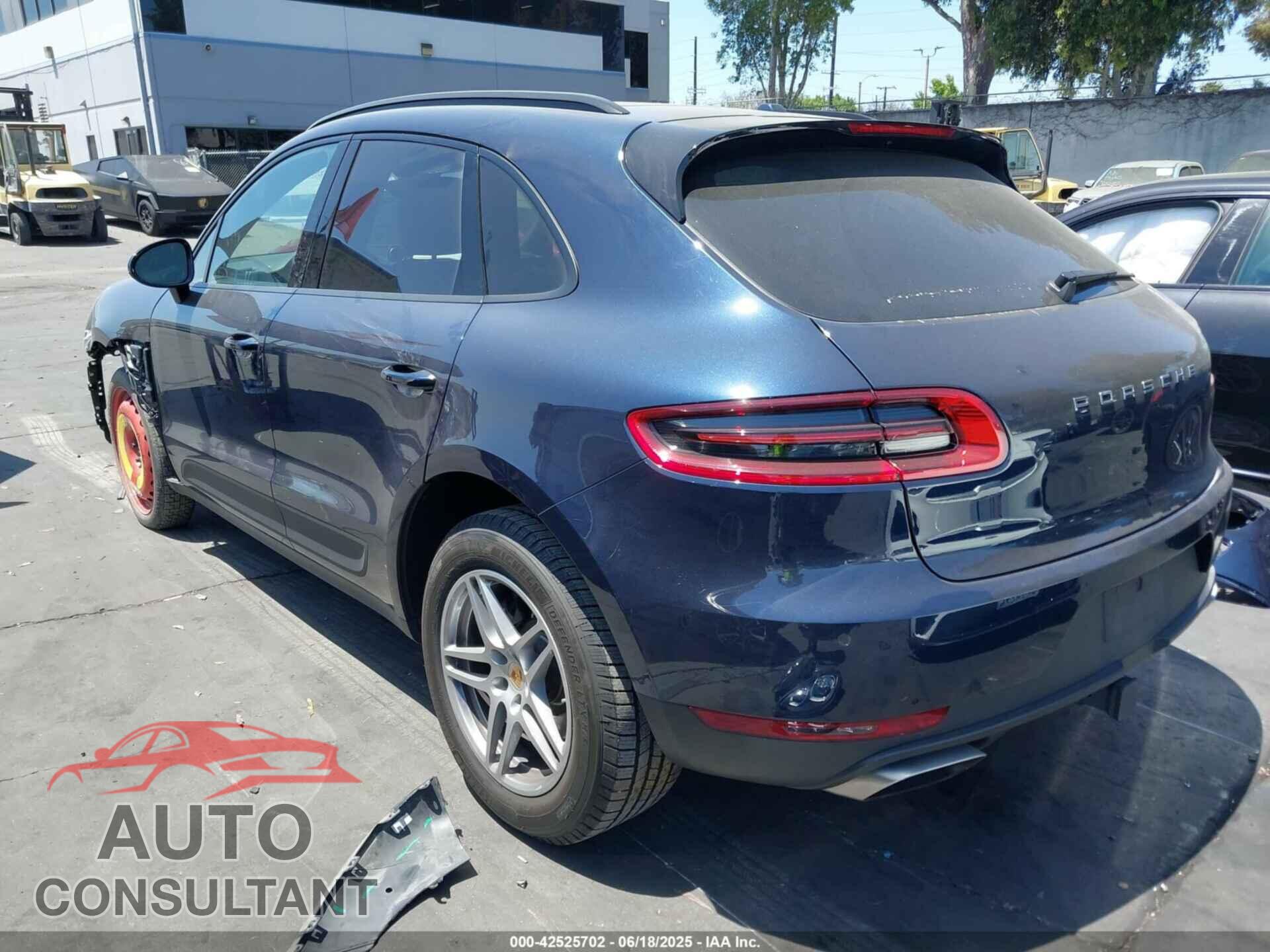 PORSCHE MACAN 2018 - WP1AA2A58JLB06928