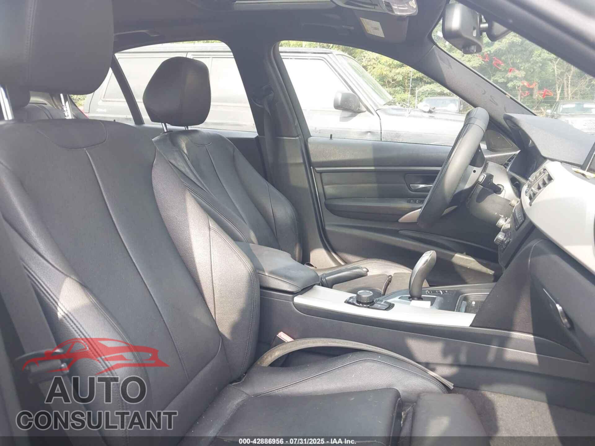 BMW 320I 2014 - WBA3B1C58EK131237