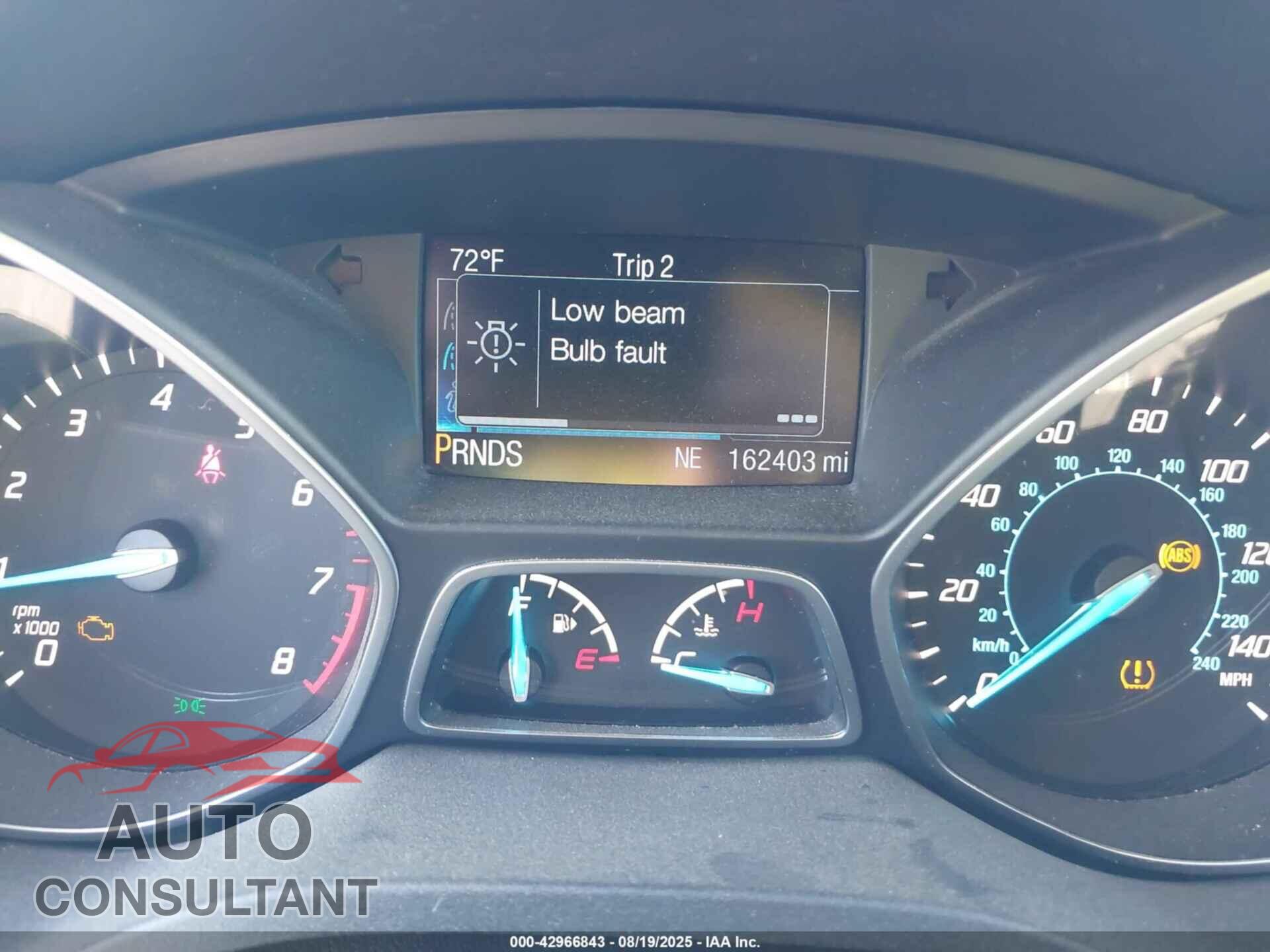 FORD ESCAPE 2015 - 1FMCU0J90FUA63109