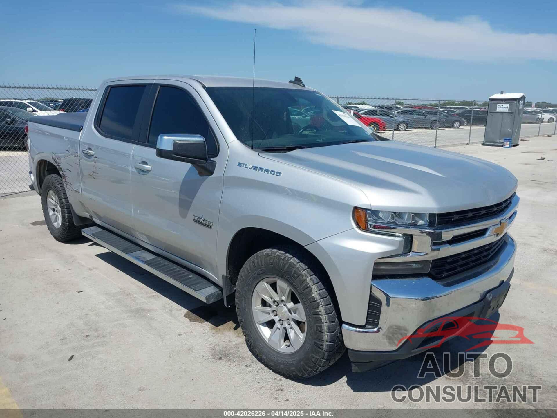CHEVROLET SILVERADO 1500 2021 - 1GCPWCED7MC181562