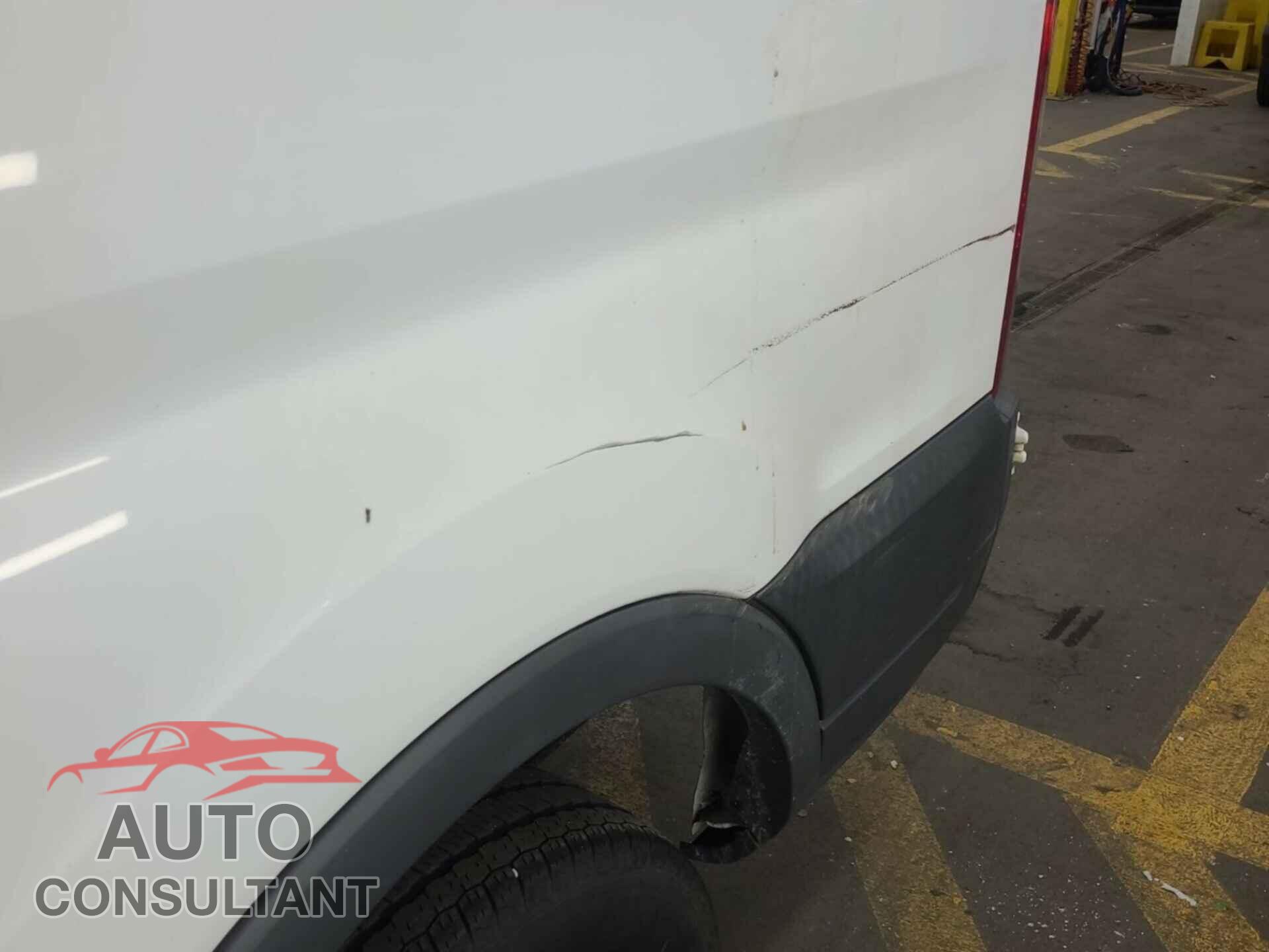 FORD TRANSIT 2017 - 1FTYR1YM4HKB43541