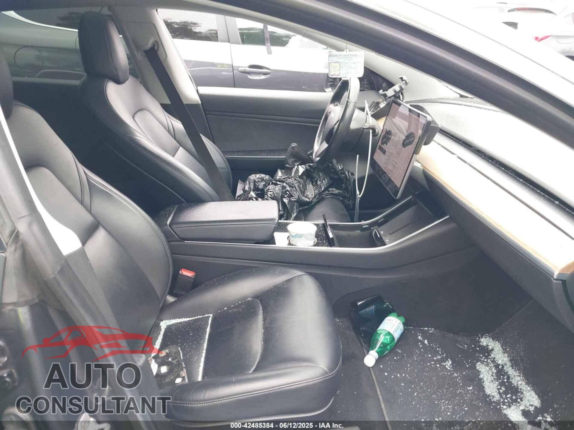 TESLA MODEL 3 2018 - 5YJ3E1EA1JF042198