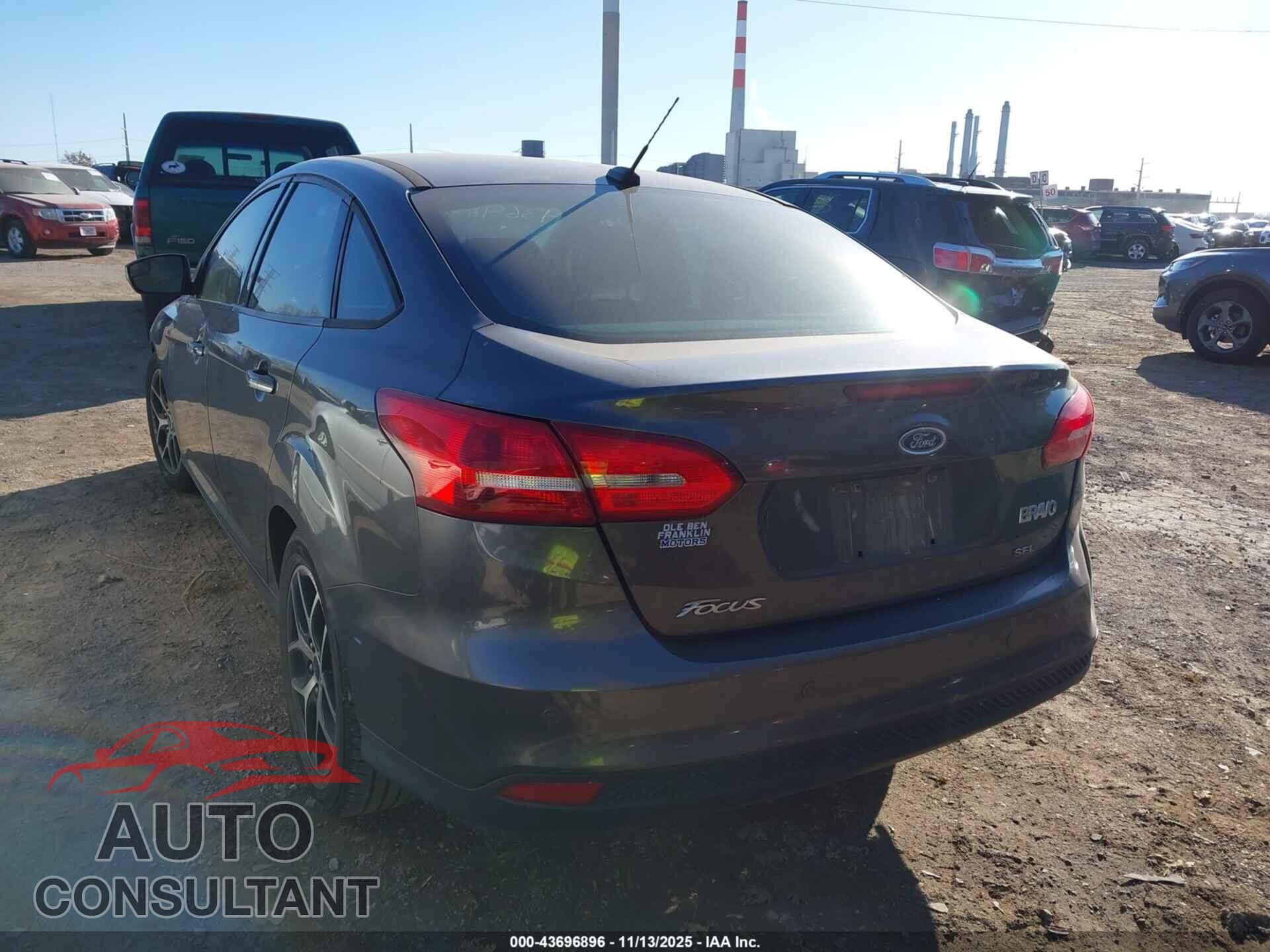 FORD FOCUS 2017 - 1FADP3H2XHL257512