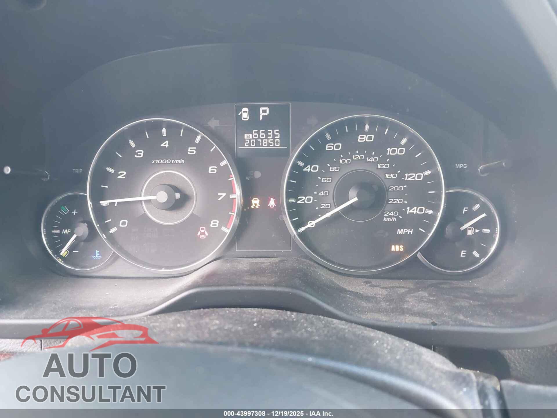 SUBARU OUTBACK 2011 - 4S4BRBKC8B3384124
