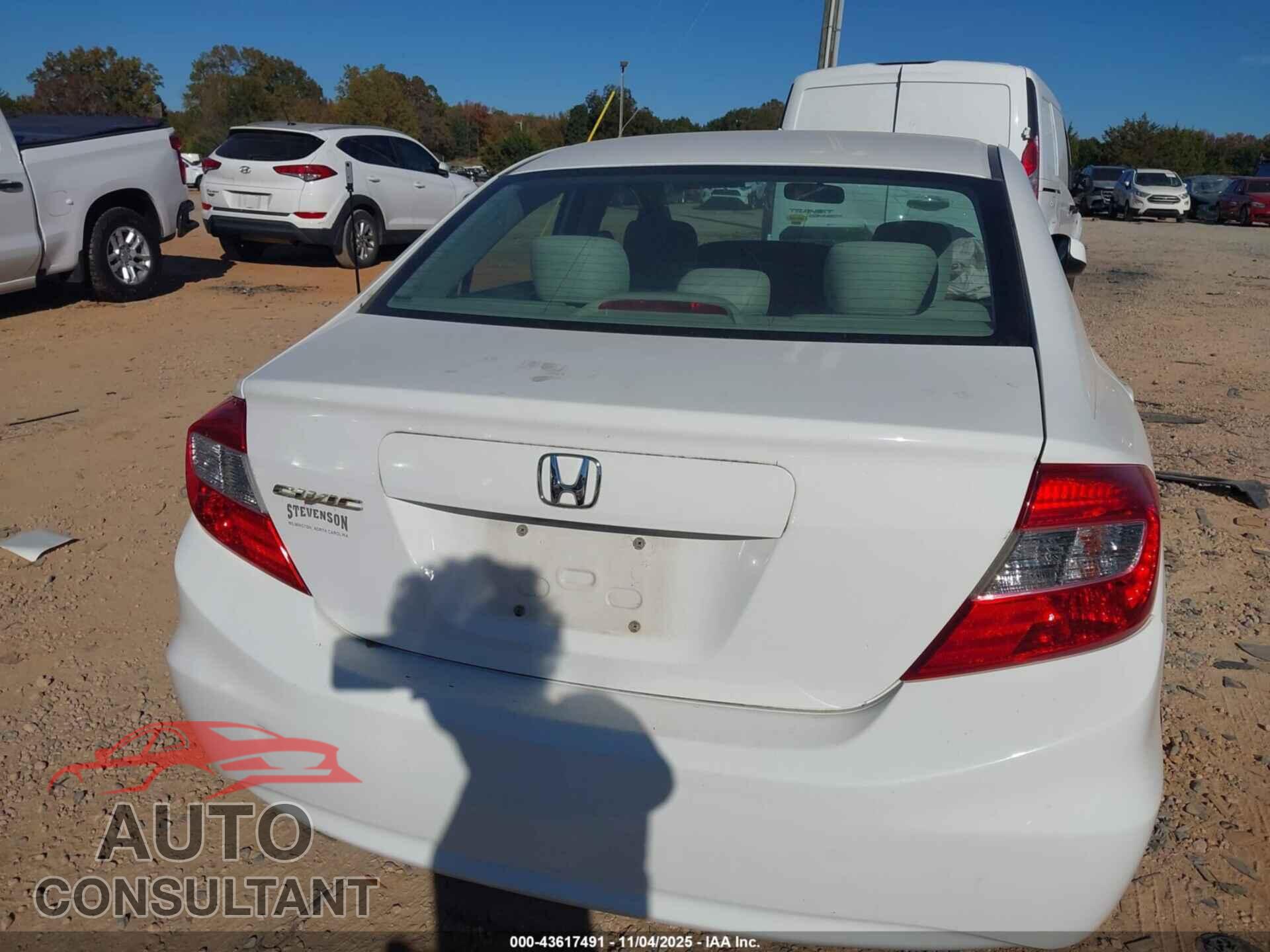 HONDA CIVIC 2012 - 2HGFB2F51CH598569