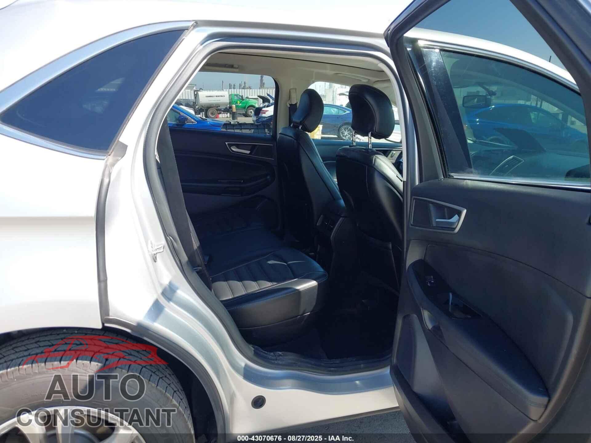 FORD EDGE 2017 - 2FMPK3J82HBB37588