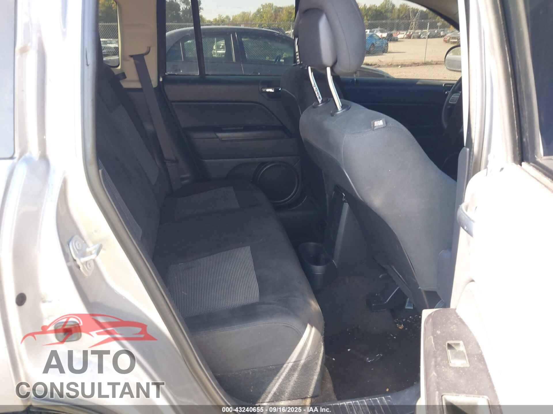JEEP COMPASS 2016 - 1C4NJDBB2GD722937