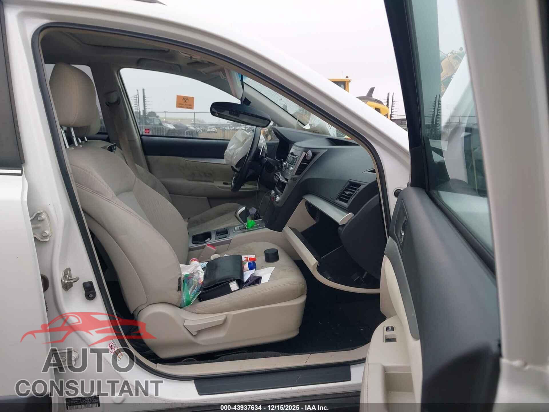 SUBARU OUTBACK 2011 - 4S4BRBGC8B3381880