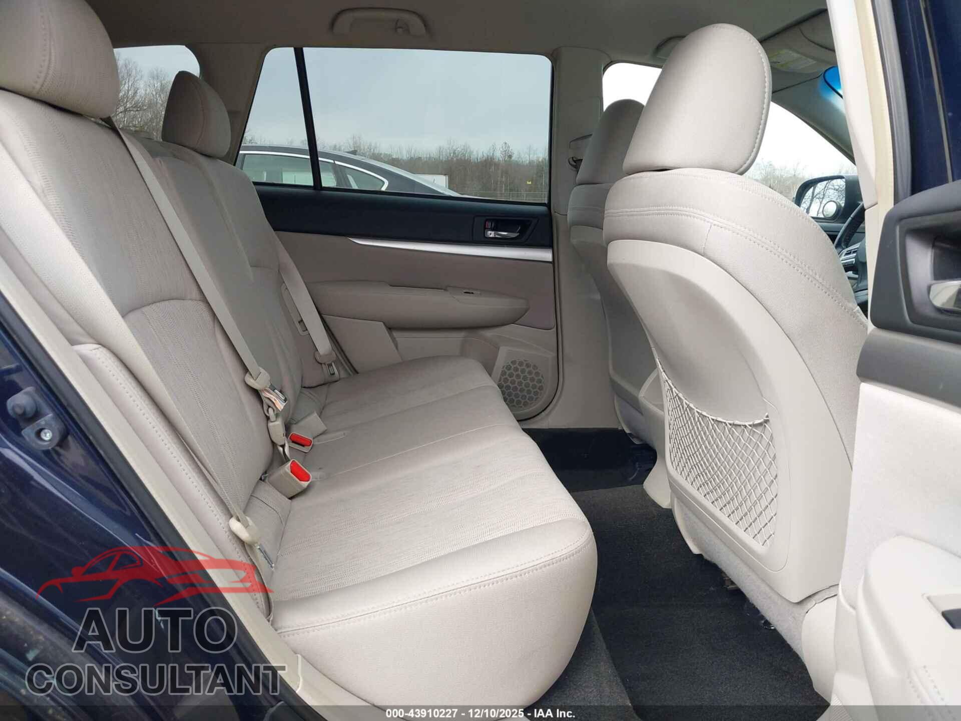 SUBARU OUTBACK 2013 - 4S4BRBCC1D3240304
