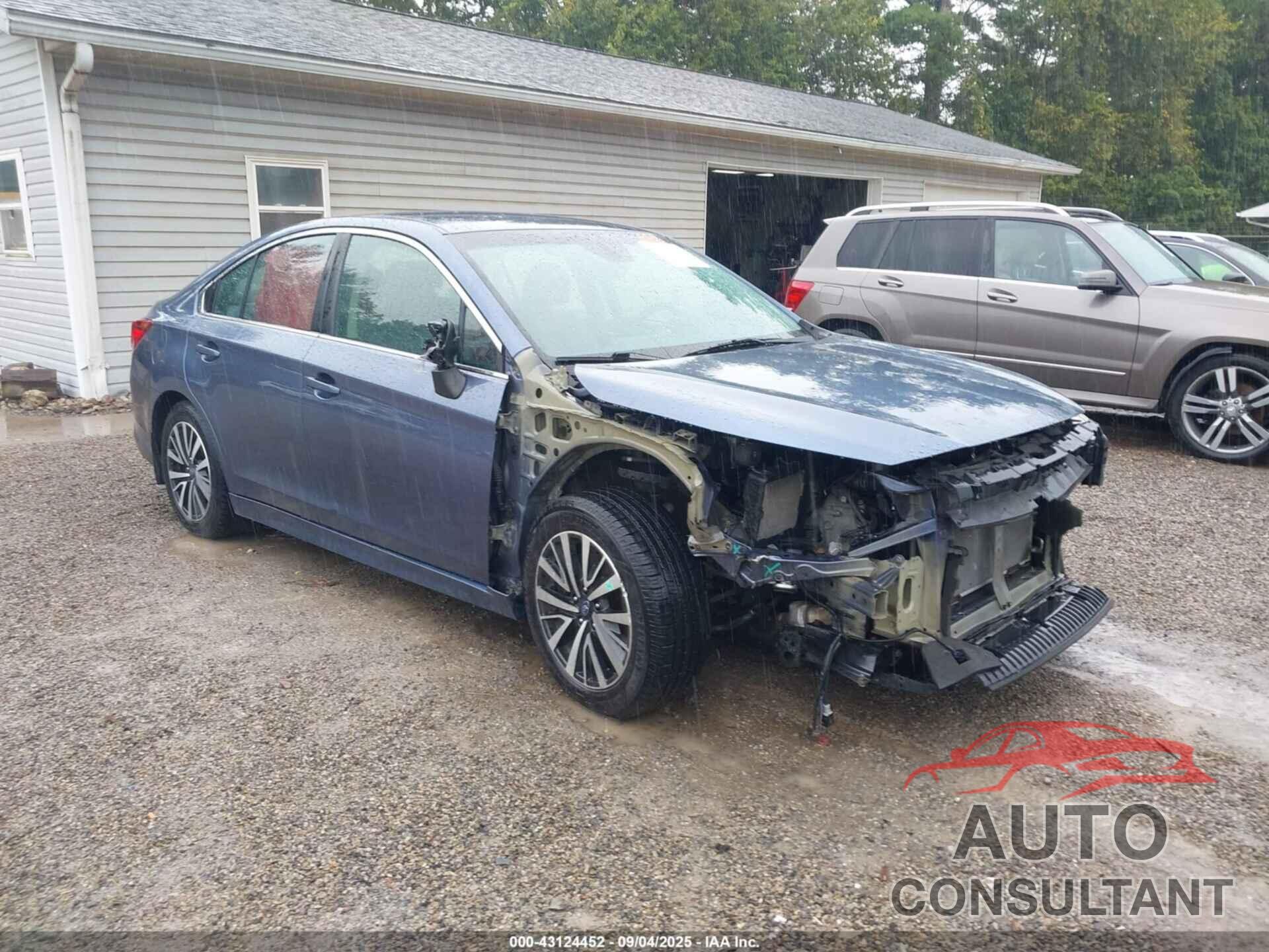 SUBARU LEGACY 2018 - 4S3BNAF65J3006887