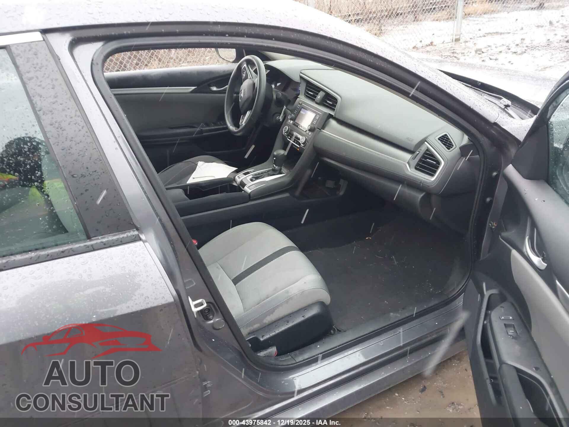 HONDA CIVIC 2017 - 2HGFC2F55HH574358