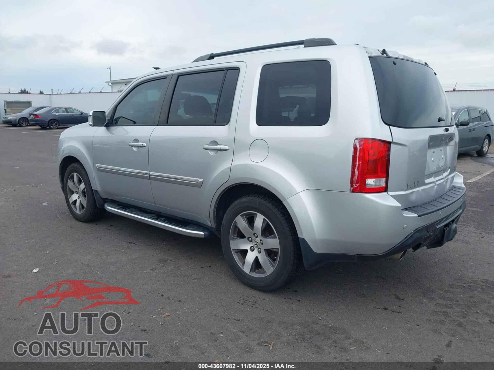 HONDA PILOT 2013 - 5FNYF4H97DB064748