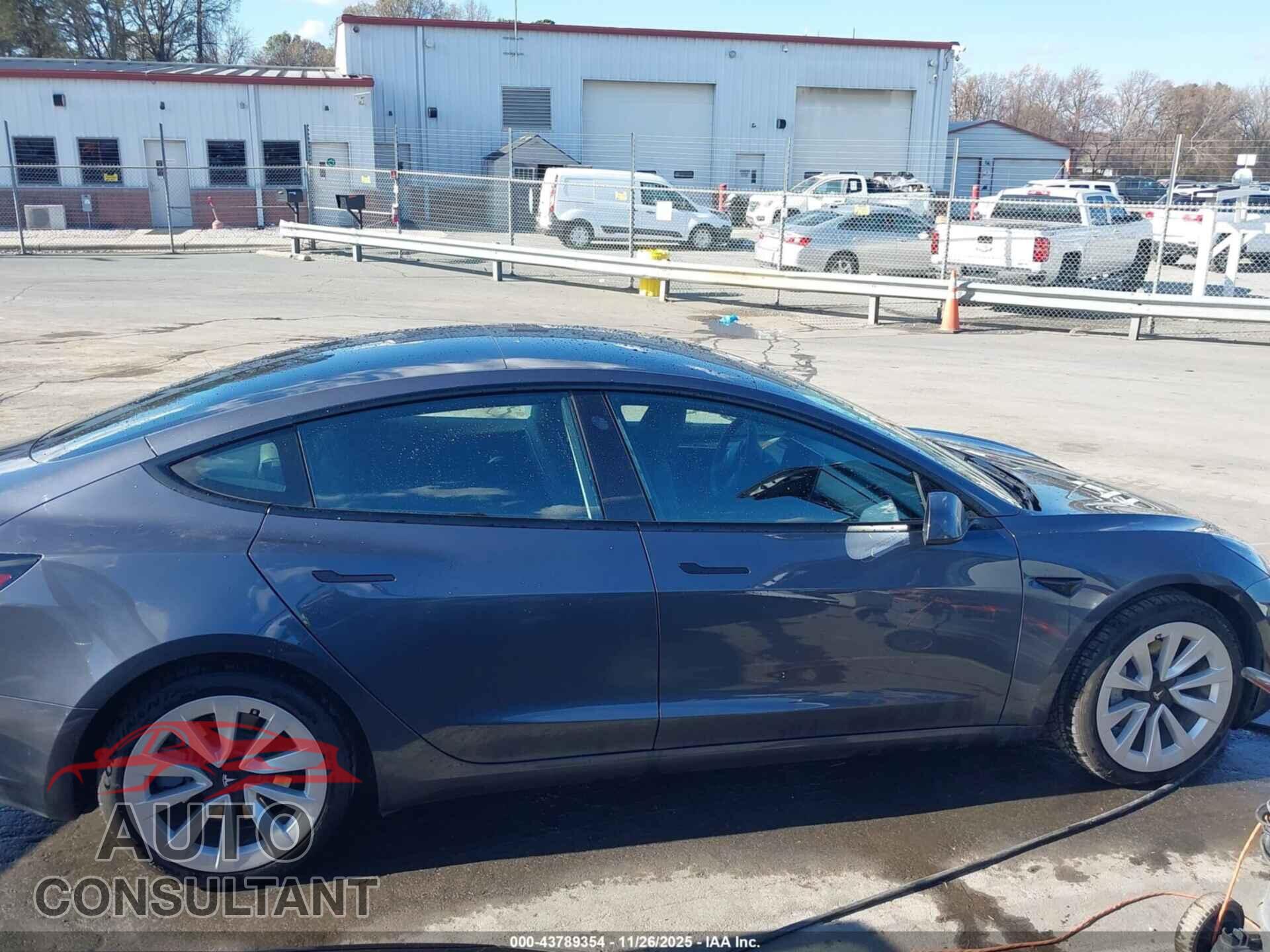 TESLA MODEL 3 2023 - 5YJ3E1EA8PF638210