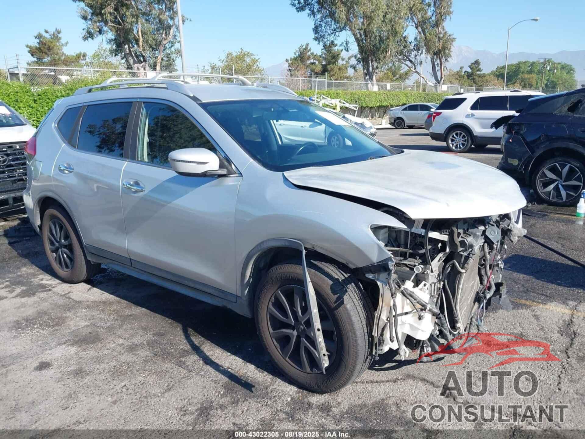 NISSAN ROGUE 2017 - JN8AT2MT8HW399619