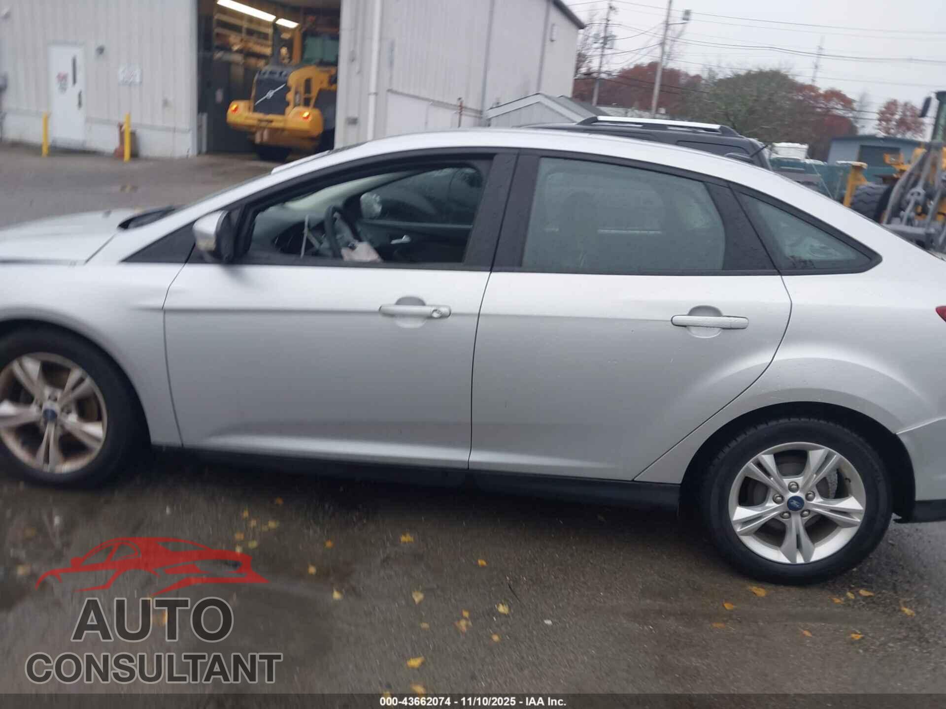FORD FOCUS 2014 - 1FADP3F2XEL201231