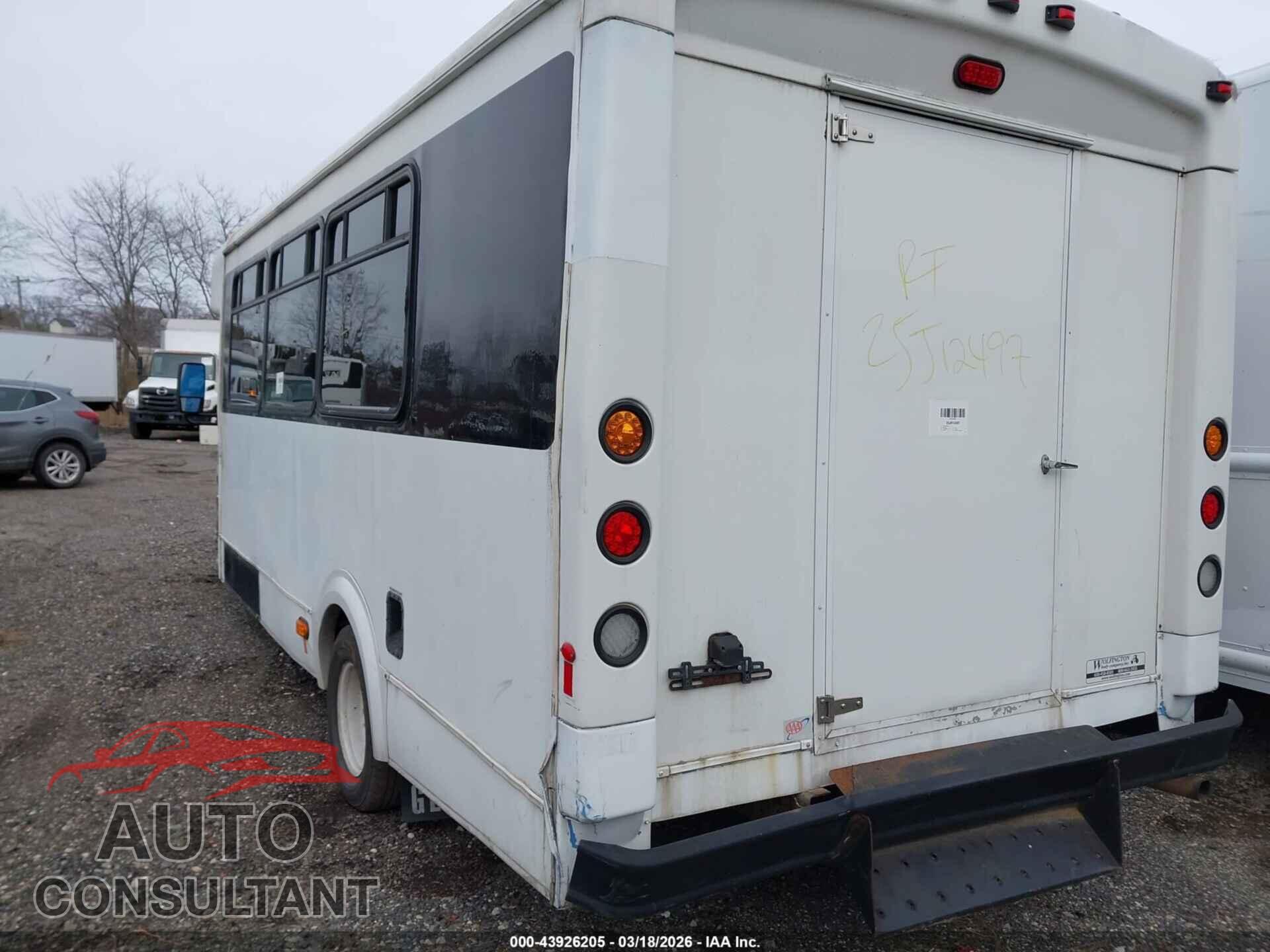 FORD E-450 CUTAWAY 2010 - 1FDFE4FL3ADA34797