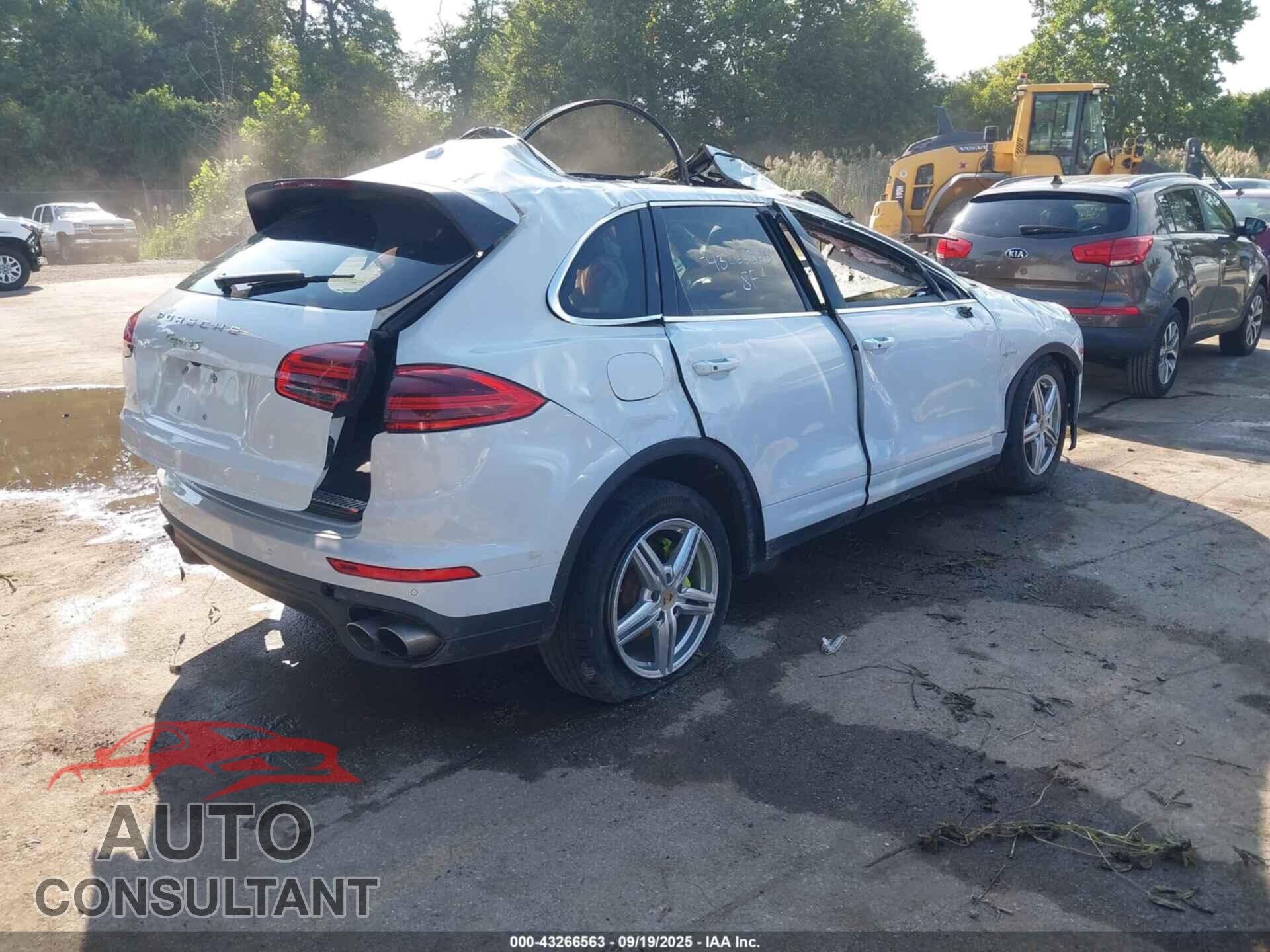 PORSCHE CAYENNE E-HYBRID 2016 - WP1AE2A21GLA18290