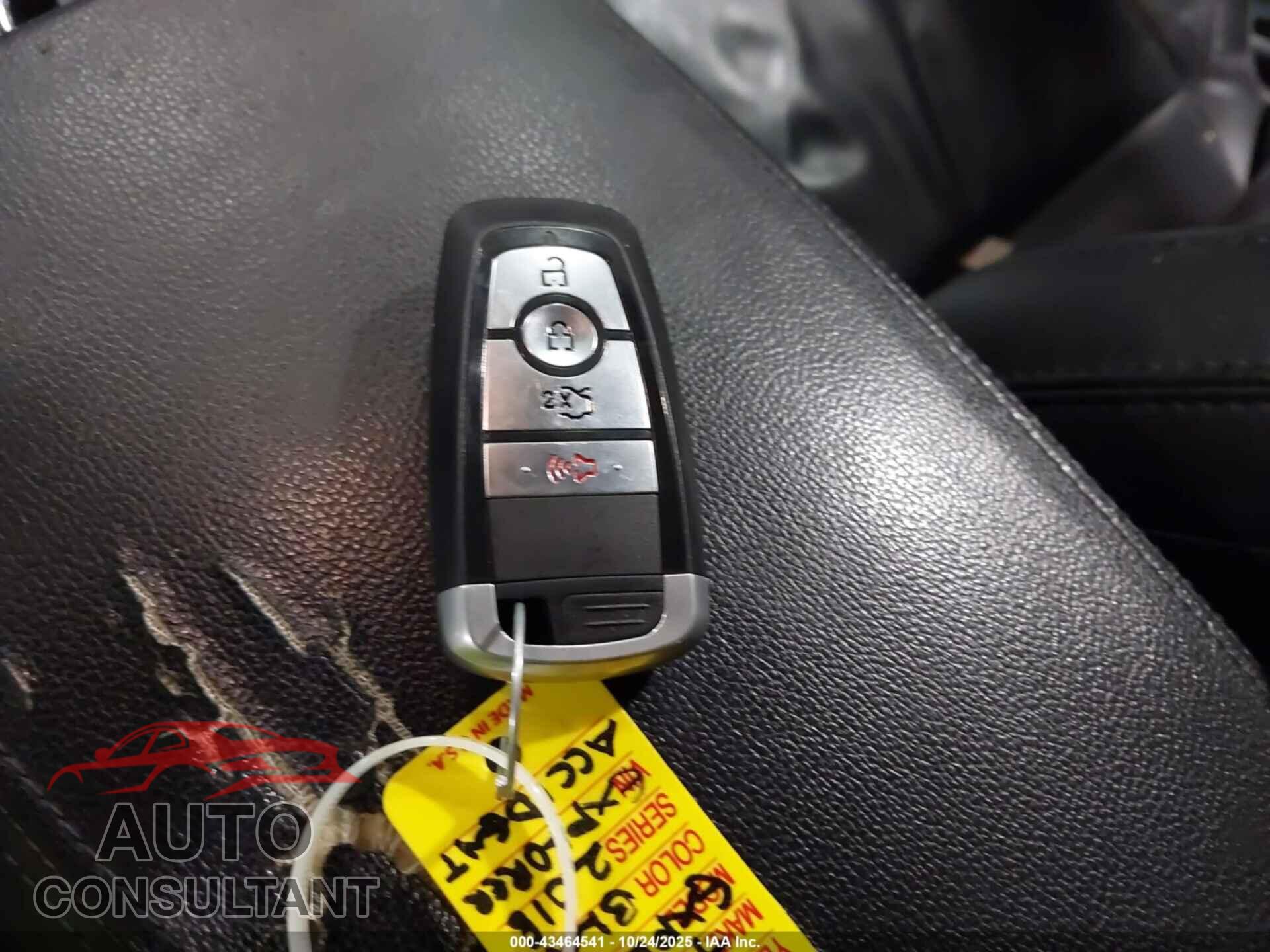 FORD EXPLORER 2018 - 1FM5K8D84JGB83230